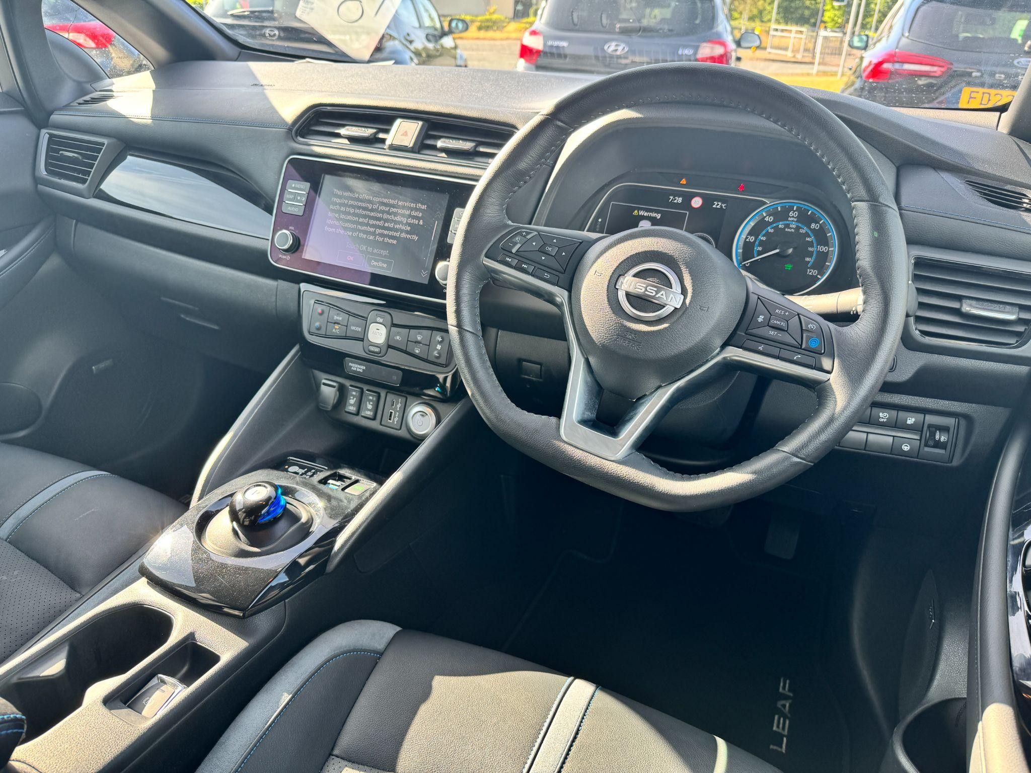Nissan LEAF Image 16
