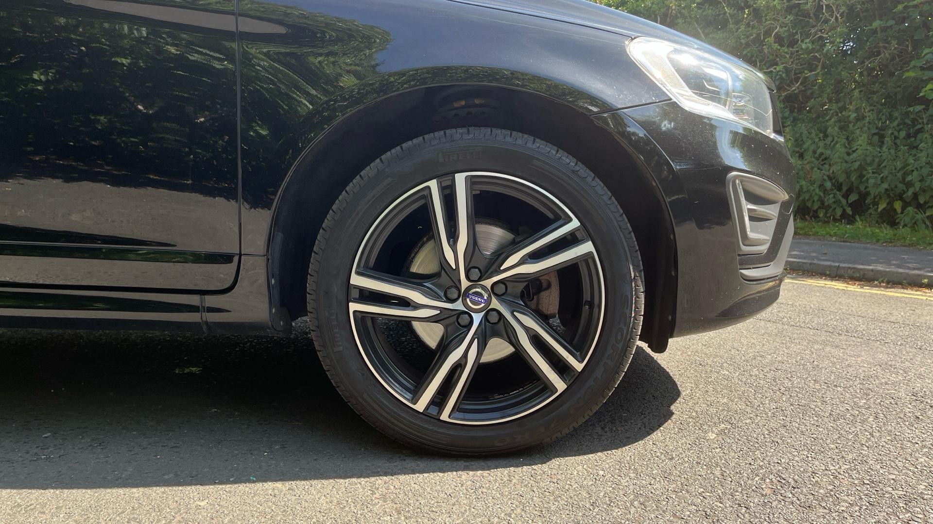 Volvo XC60 Image 9