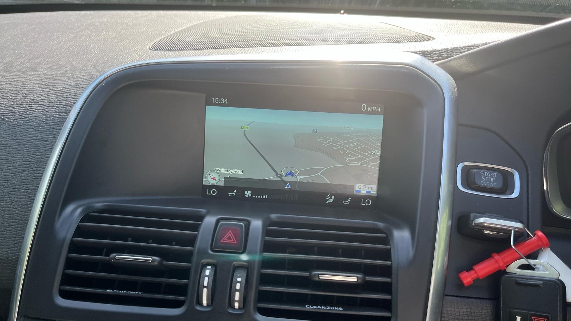 Volvo XC60 Image 12