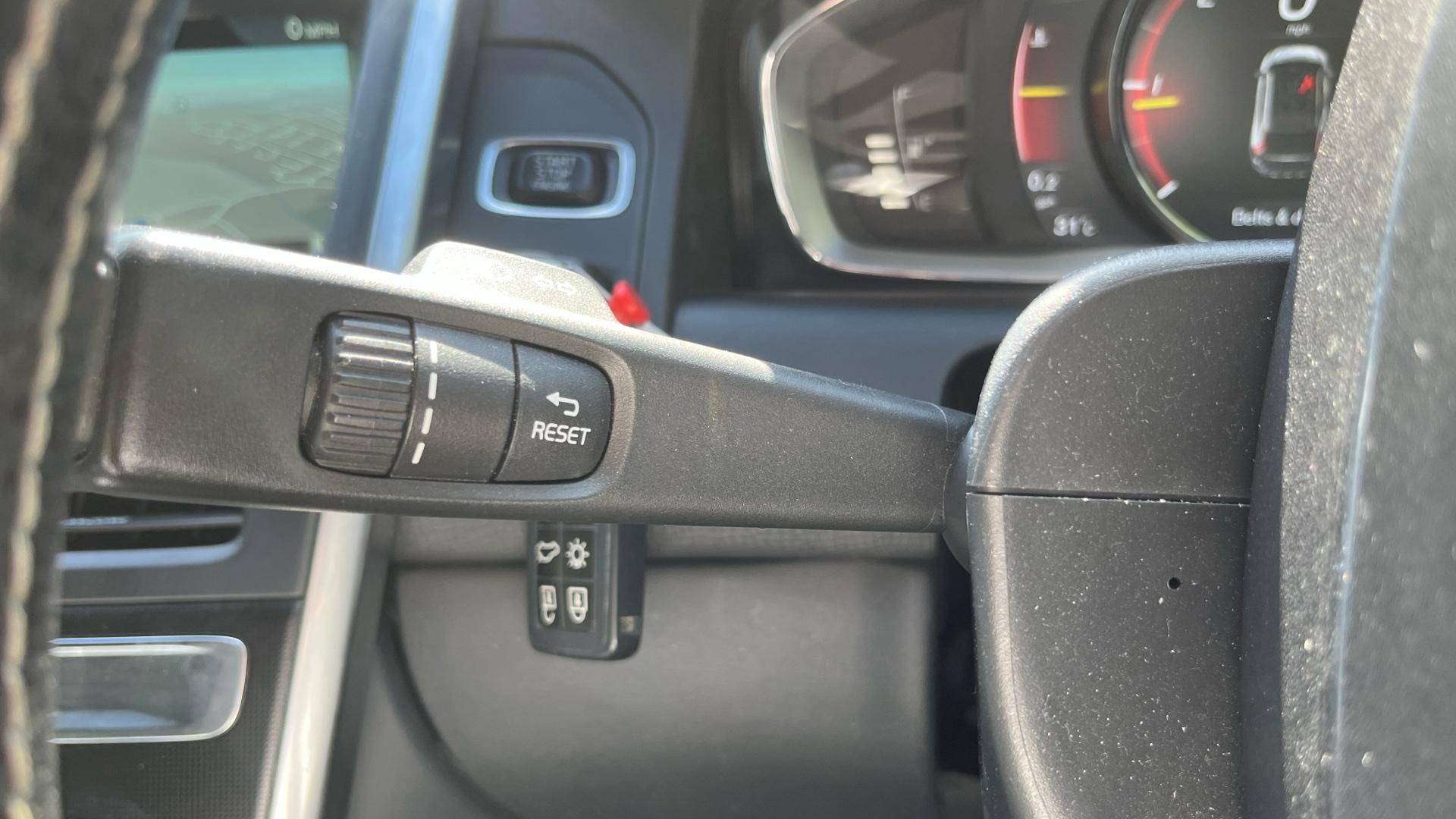 Volvo XC60 Image 16