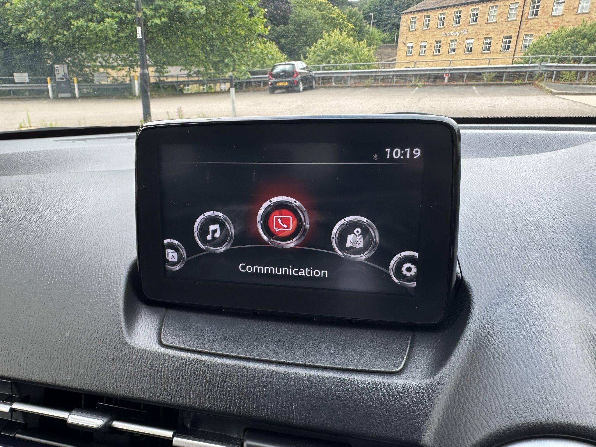 Mazda2 Image 16