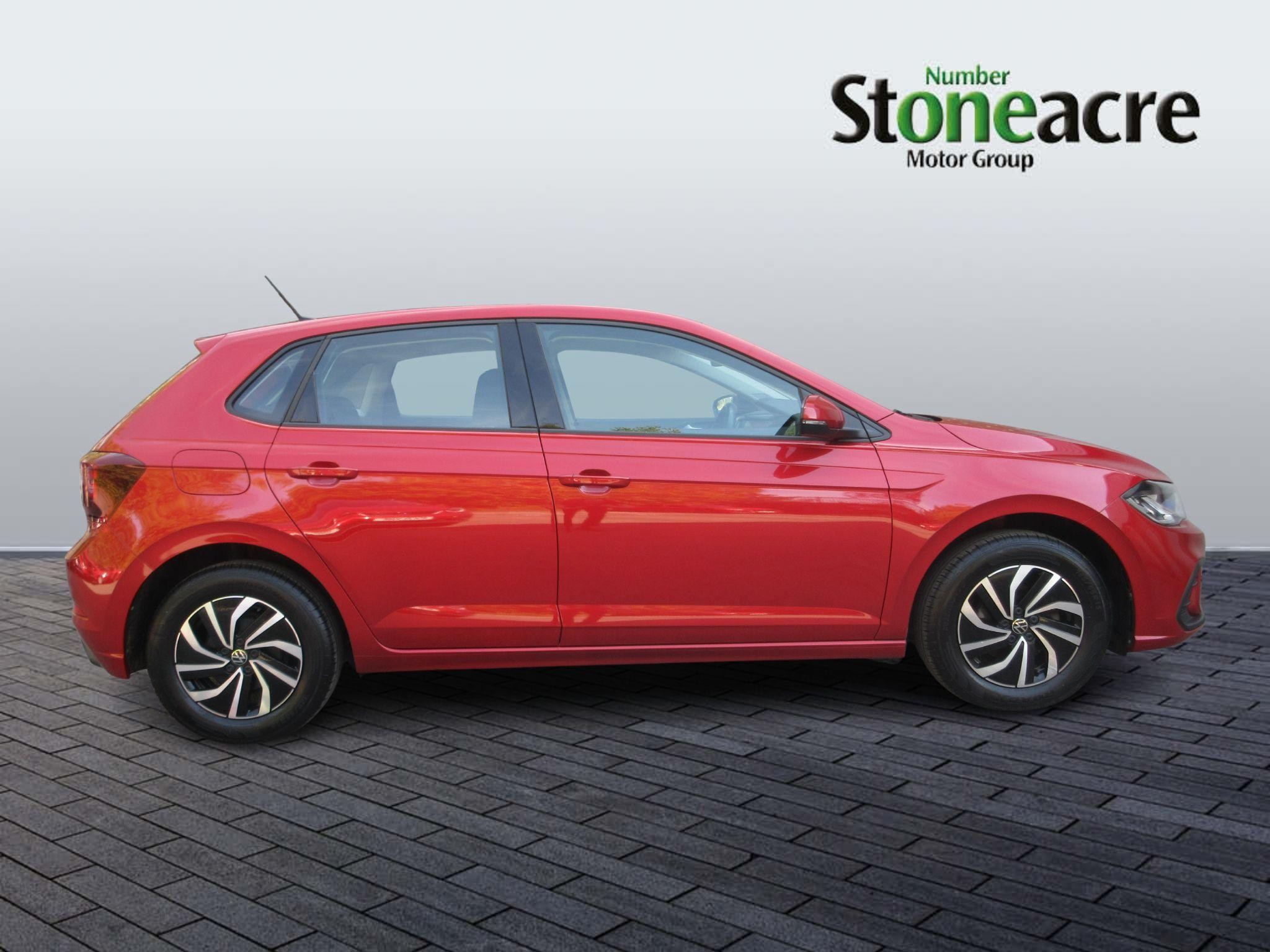 Volkswagen Polo Image 8