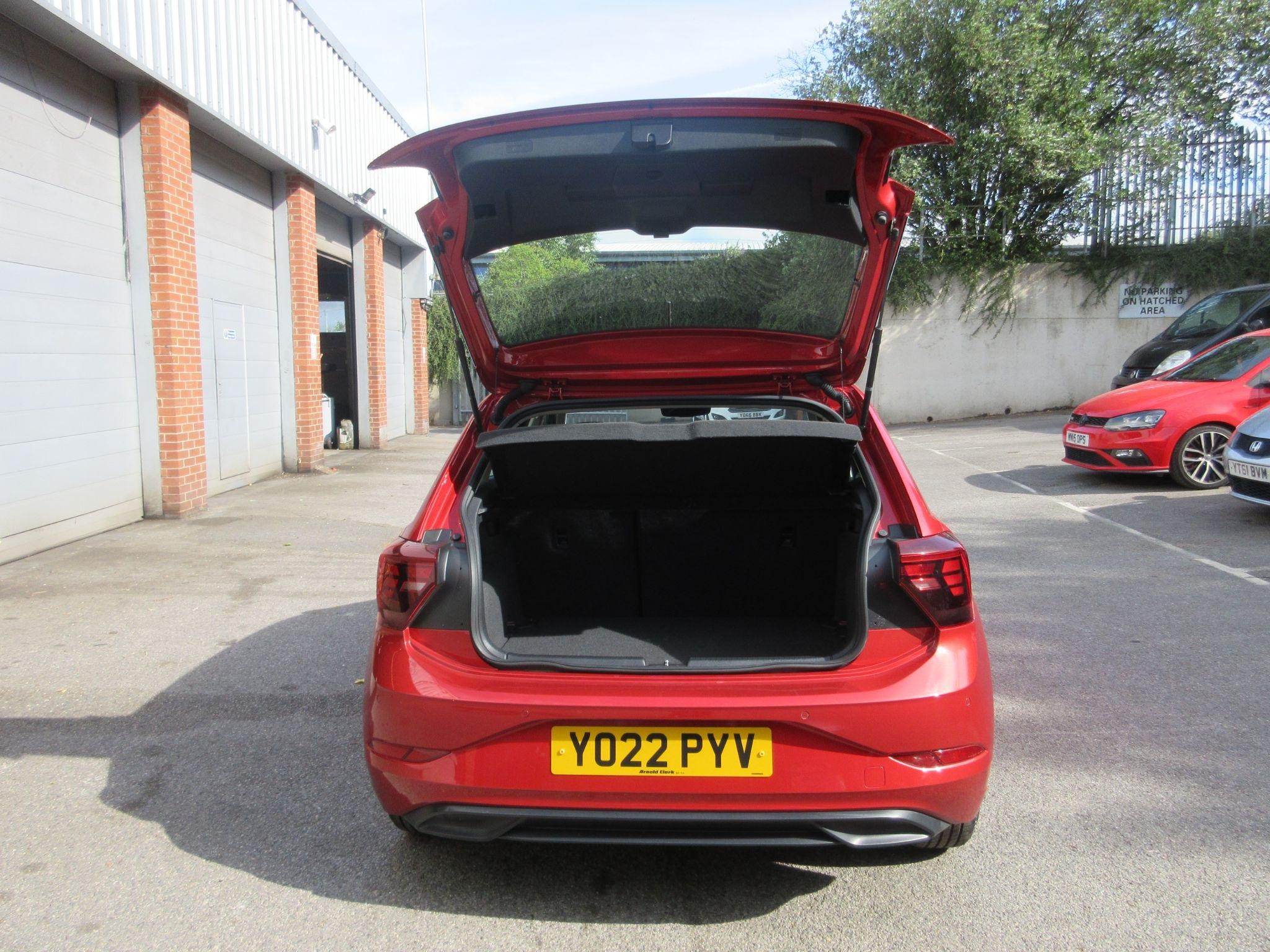 Volkswagen Polo Image 9