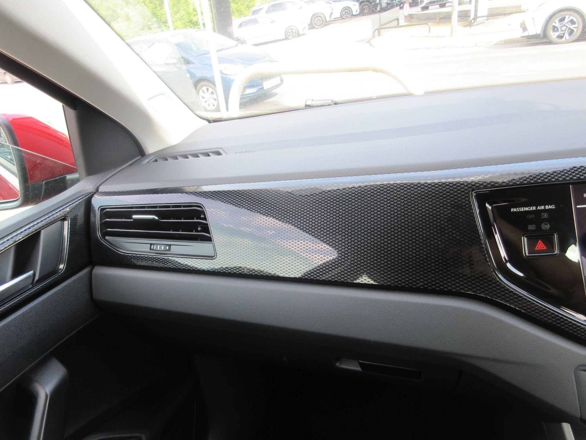 Volkswagen Polo Image 33