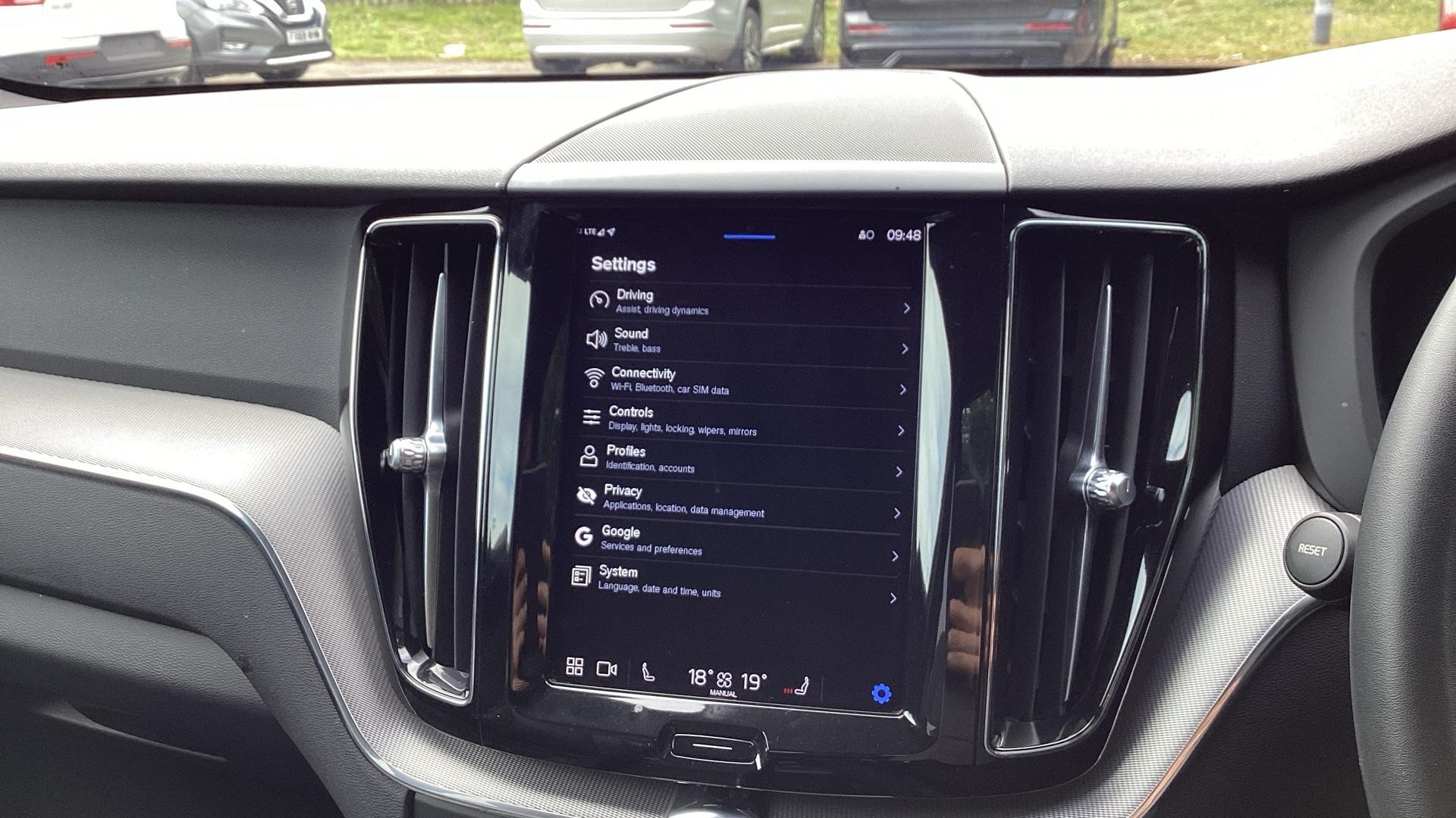 Volvo XC60 Image 17