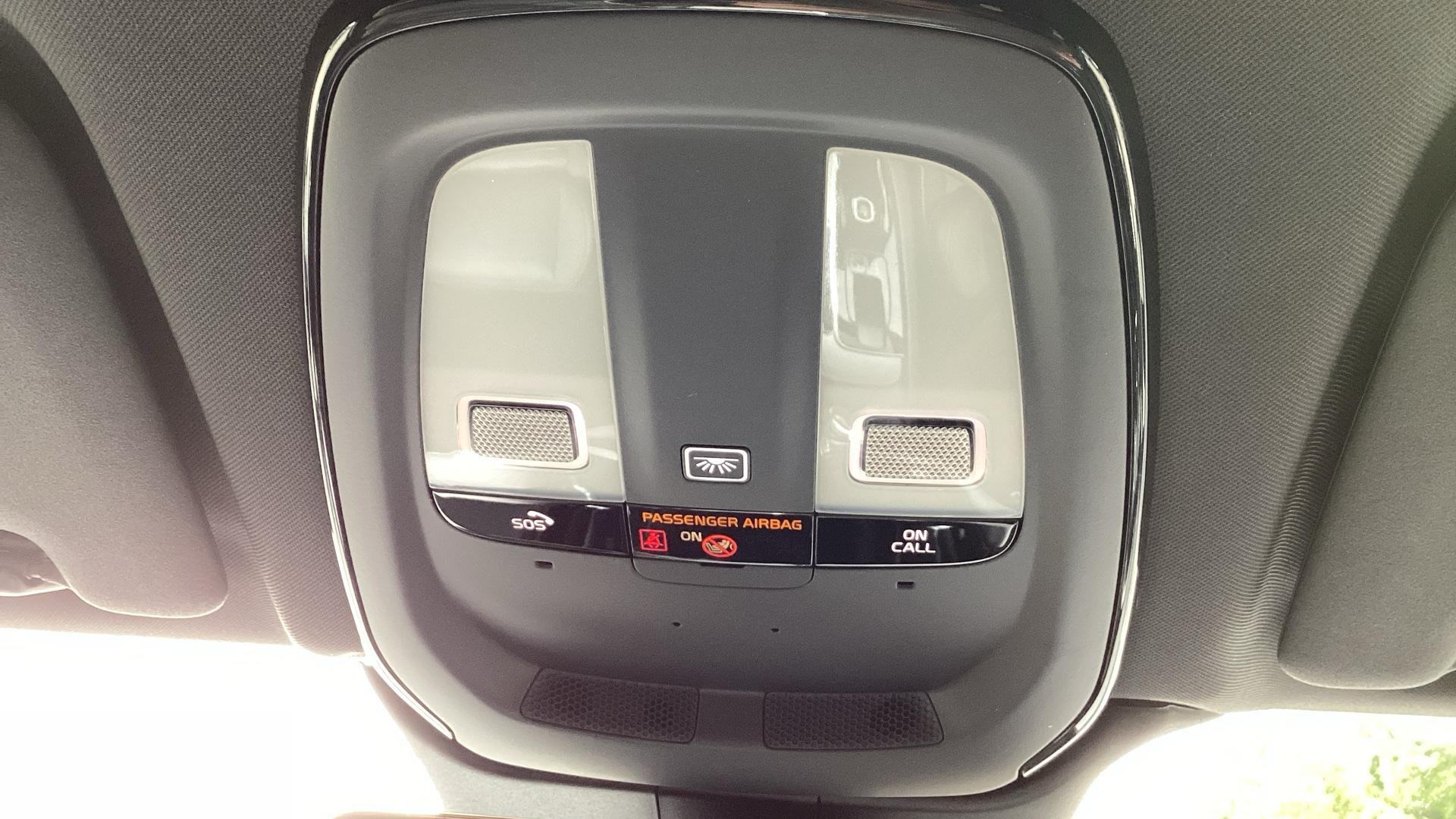 Volvo XC60 Image 28