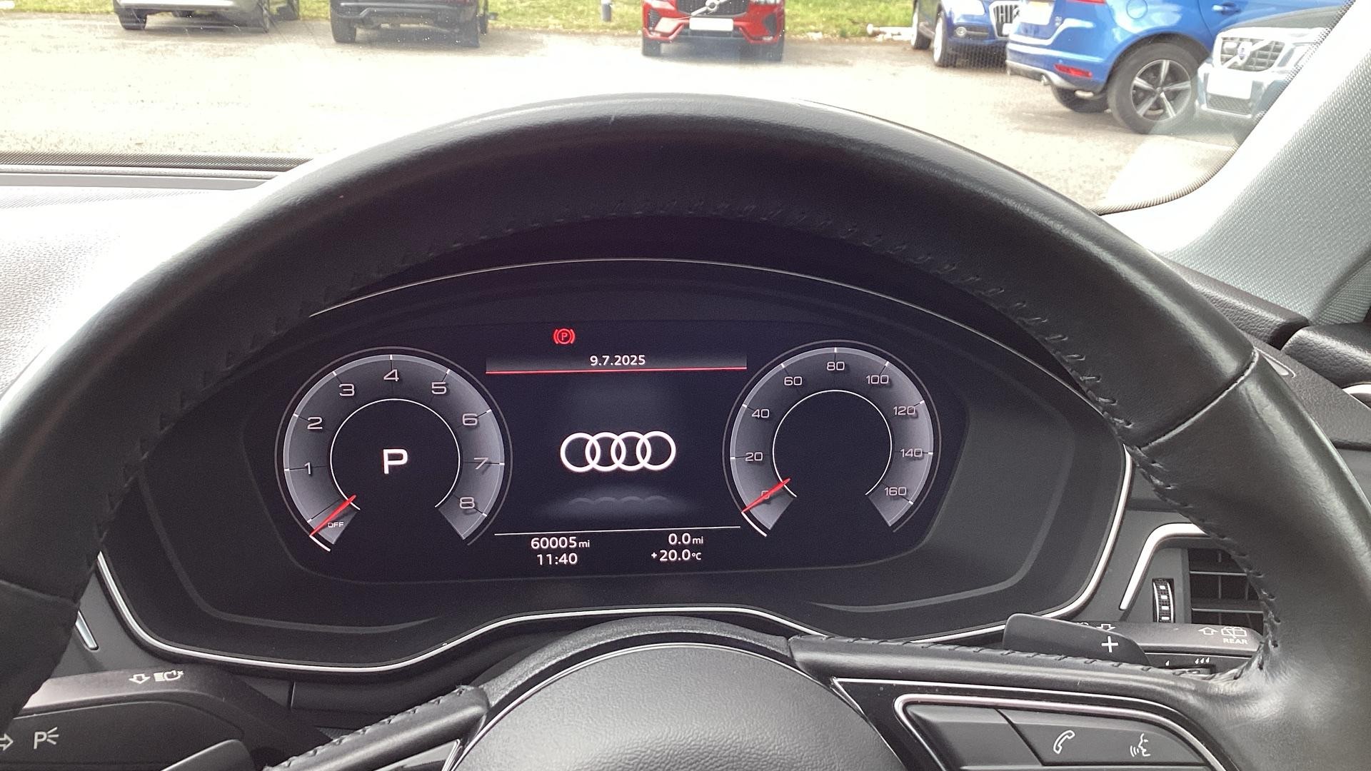 Audi A4 Allroad Image 11