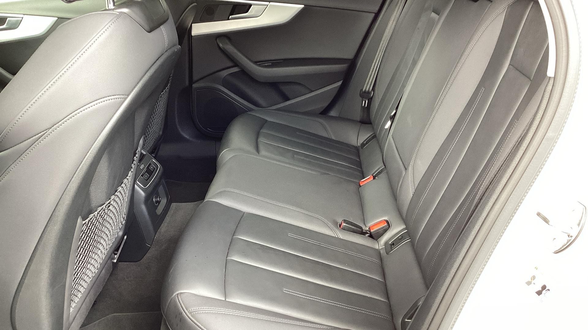 Audi A4 Allroad Image 32