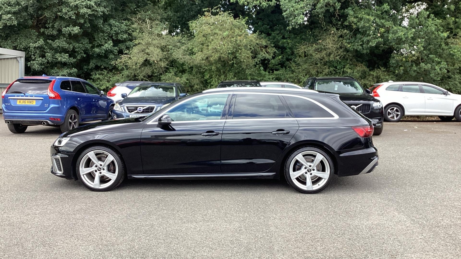 Audi A4 Avant Image 50