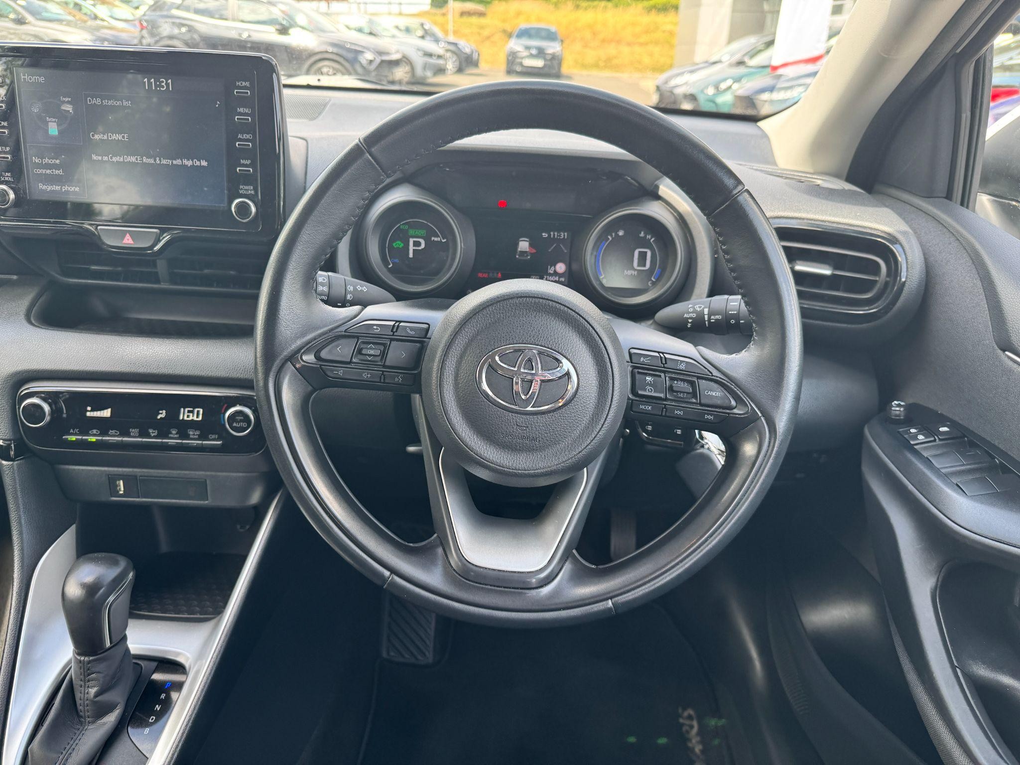 Toyota Yaris Image 19