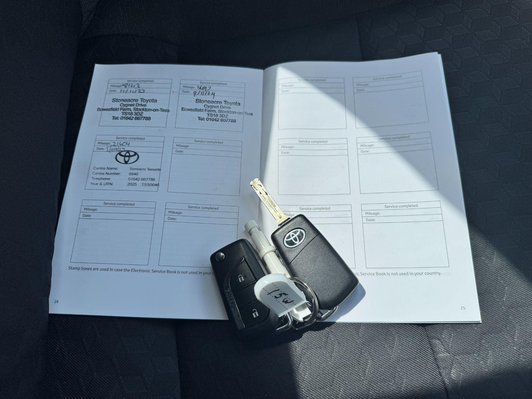 Toyota Yaris Image 22