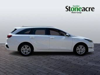 Kia Ceed 1.5 T-GDi 2 Sportswagon Euro 6 (s/s) 5dr FV25XVO Image 2