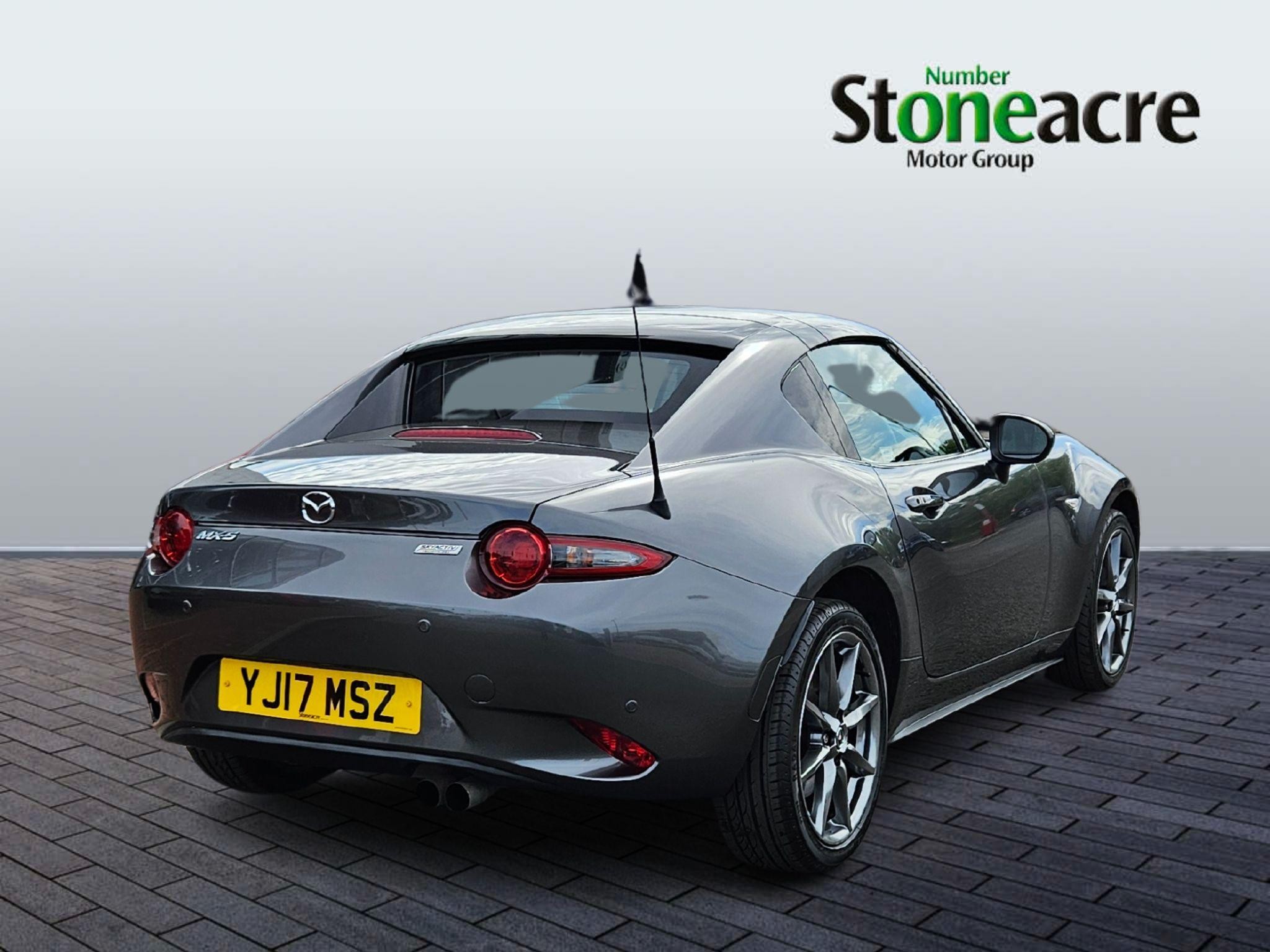 Mazda MX-5 RF Image 3