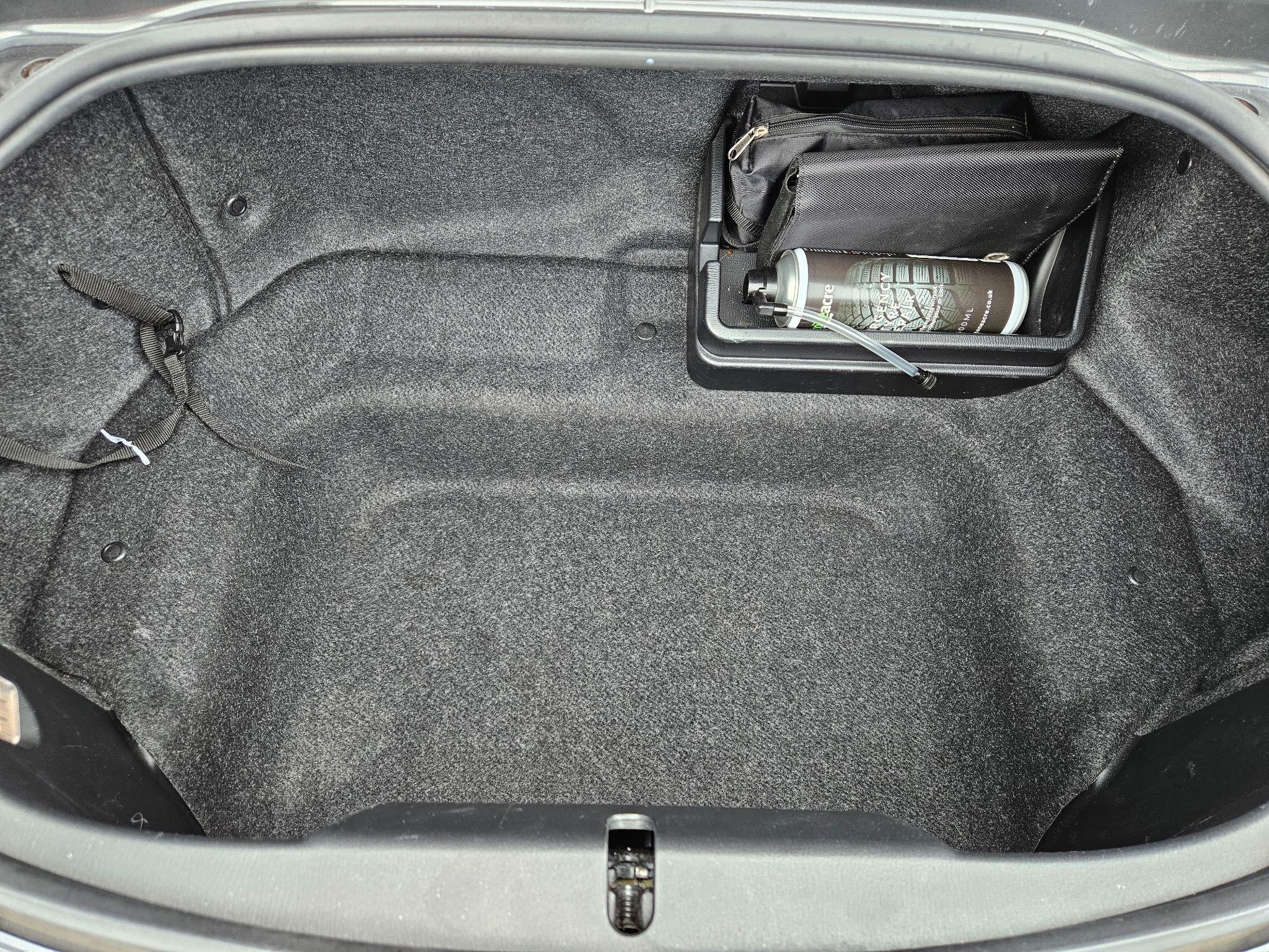 Mazda MX-5 RF Image 11