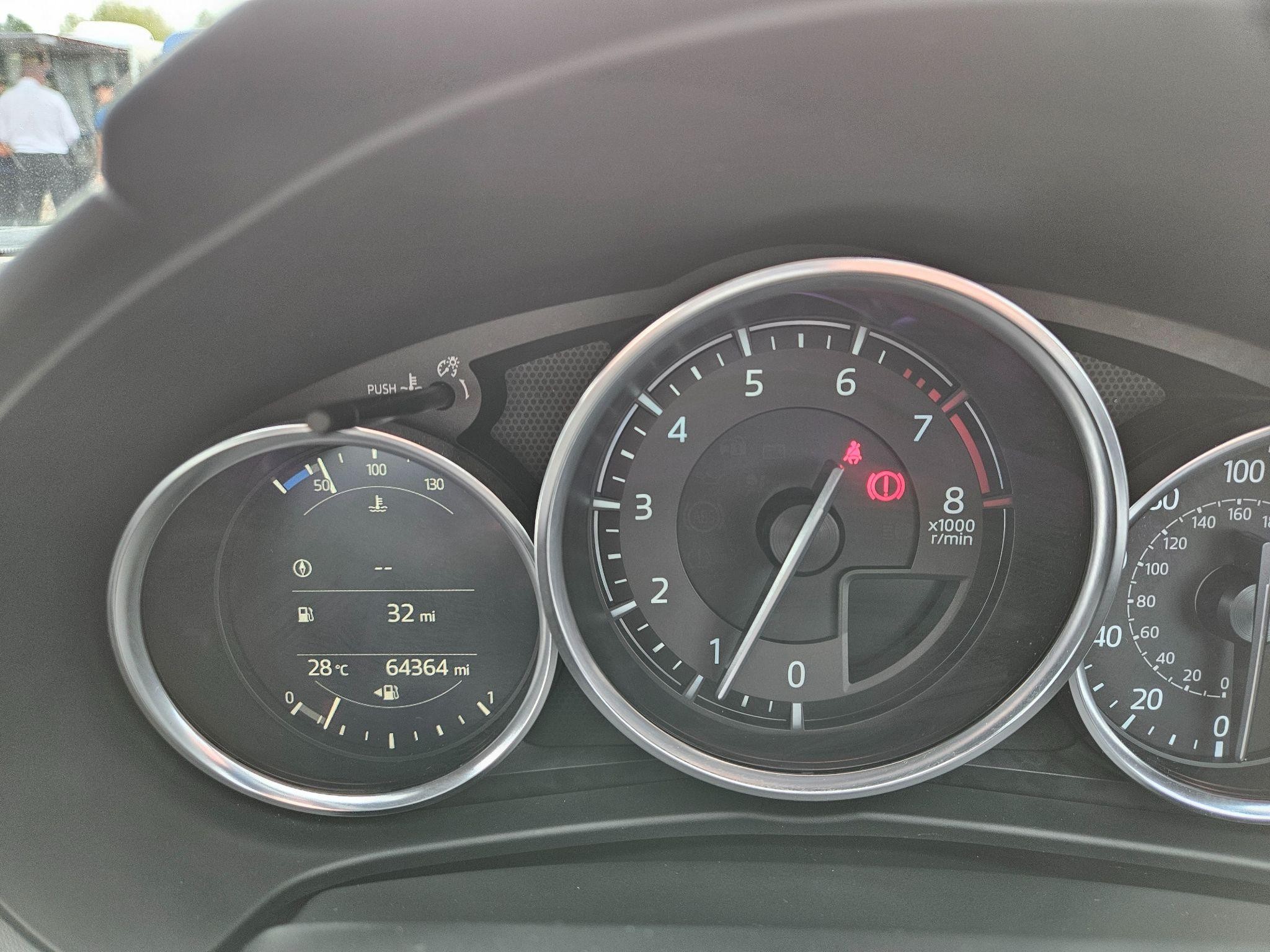 Mazda MX-5 RF Image 16