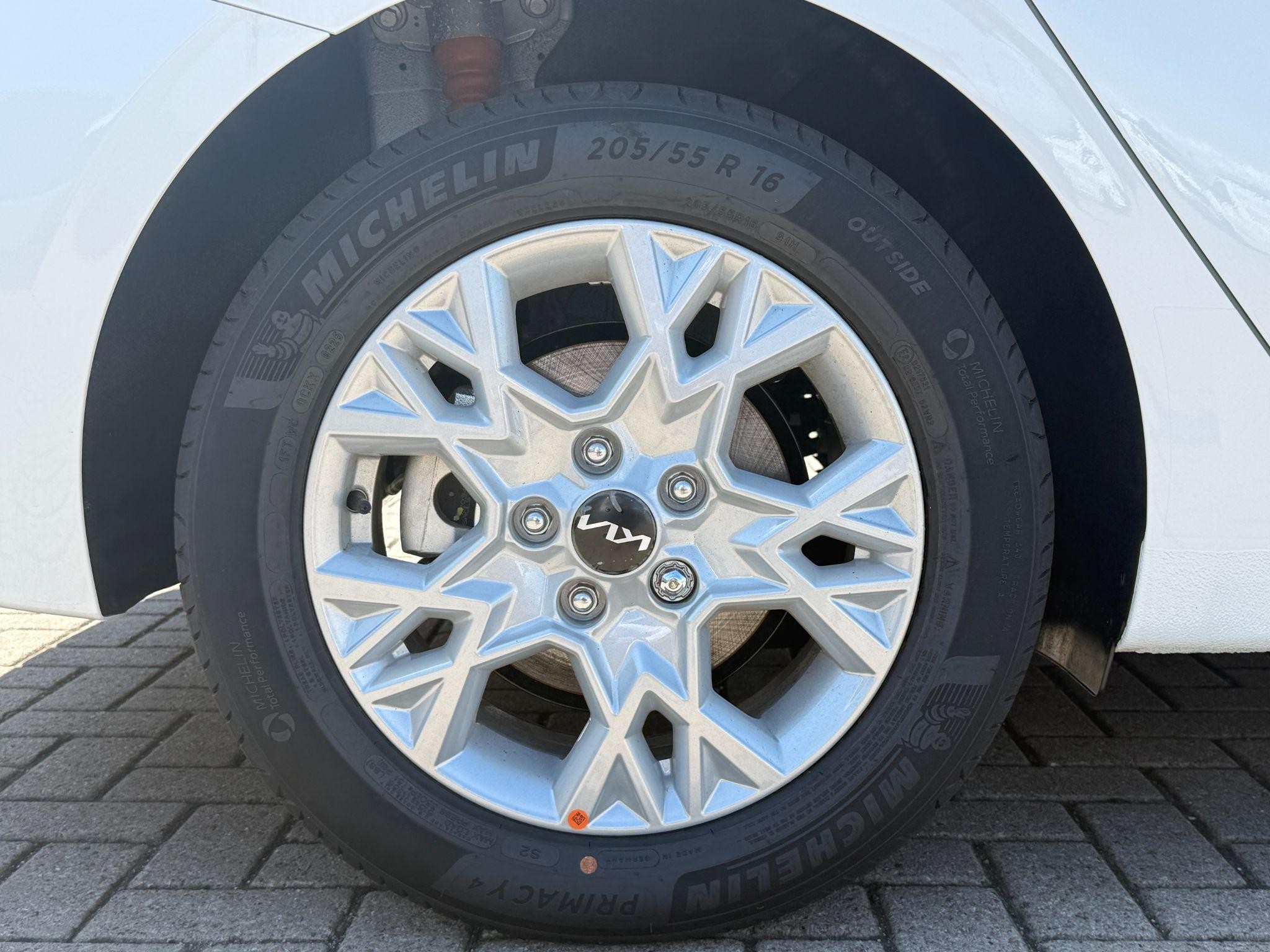 Kia Ceed Image 8
