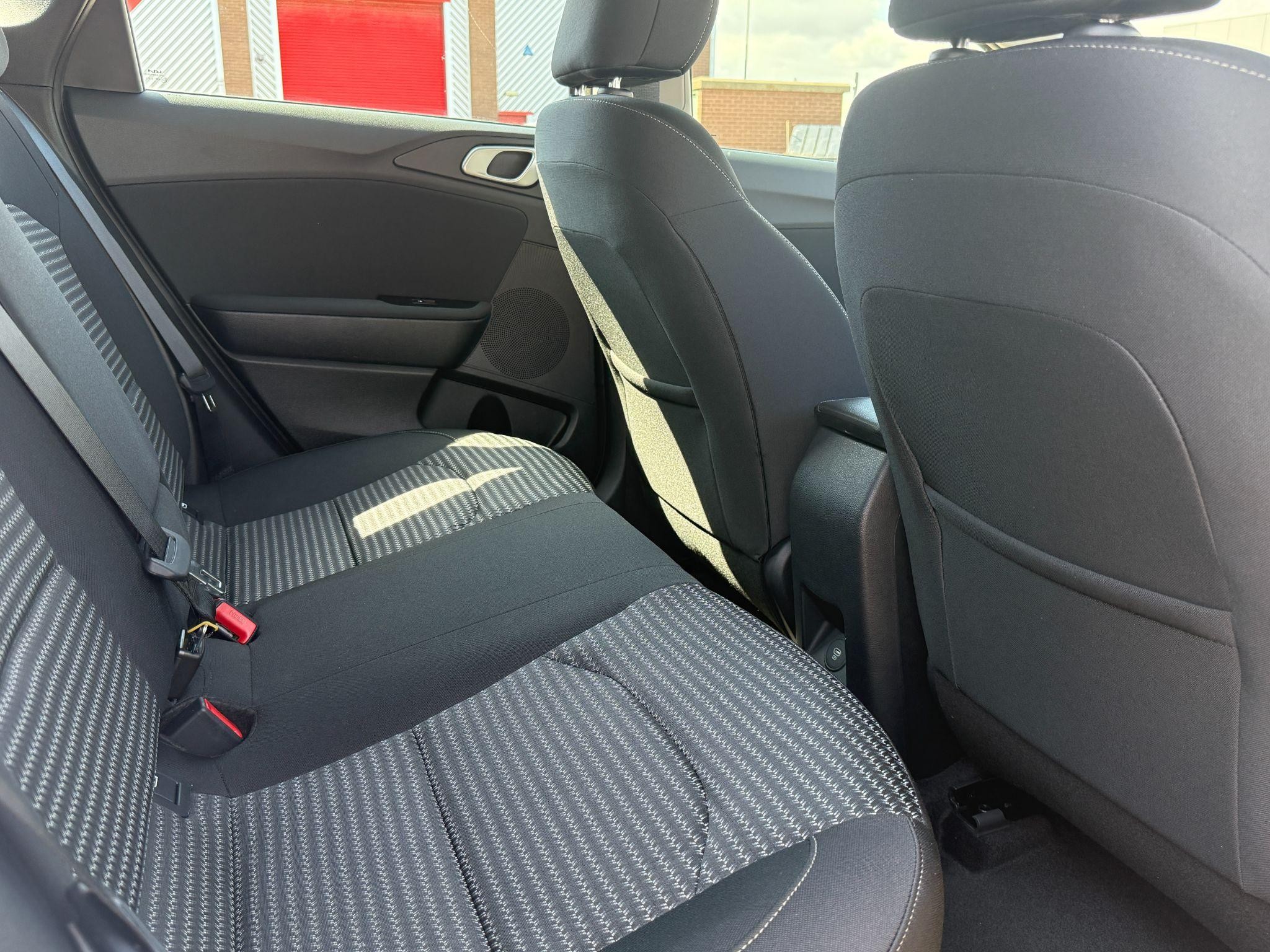 Kia Ceed Image 11
