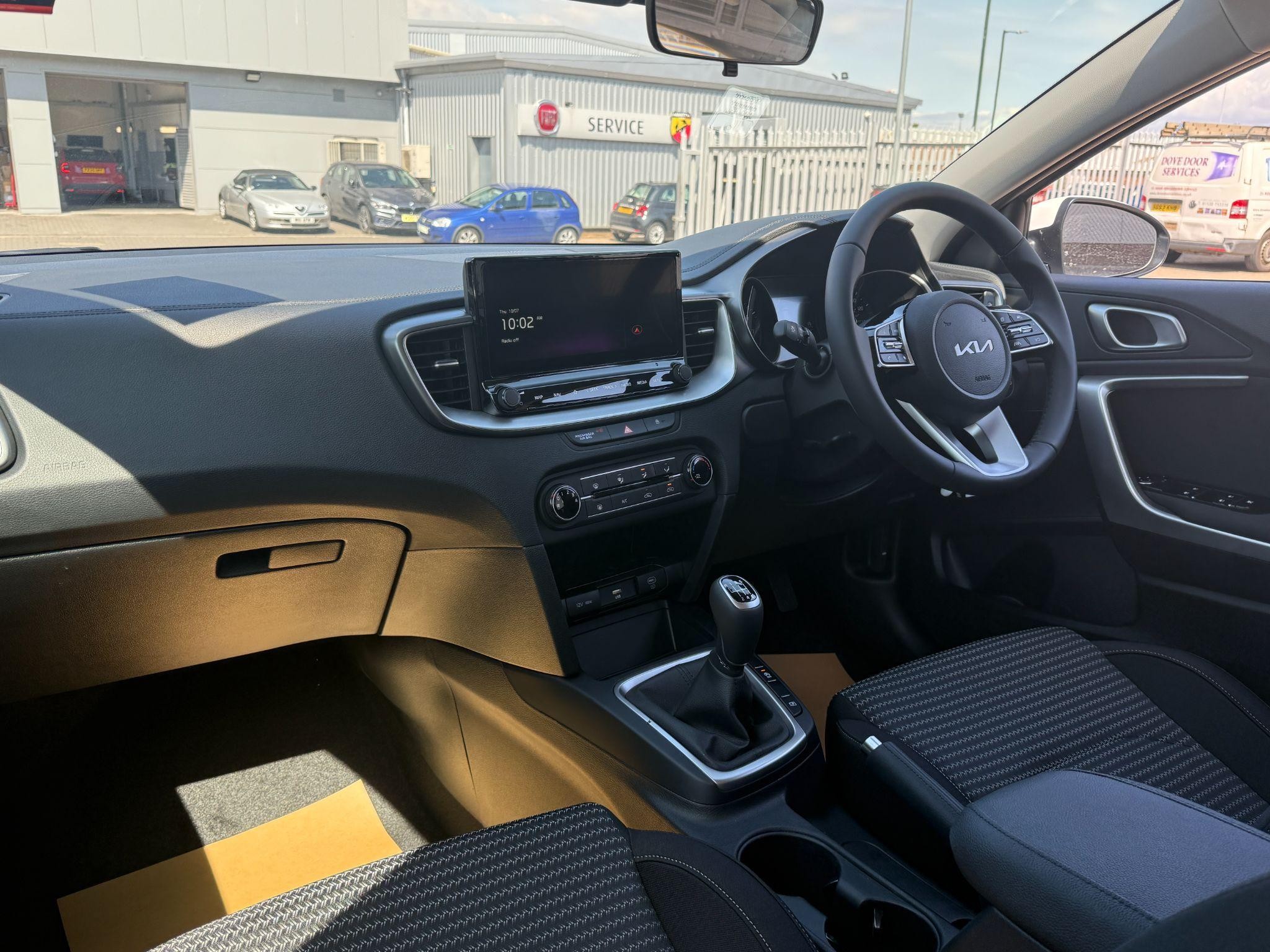 Kia Ceed Image 13