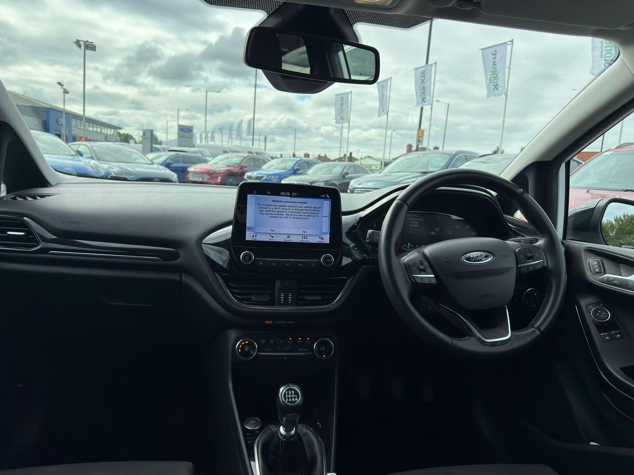 Ford Fiesta Image 25