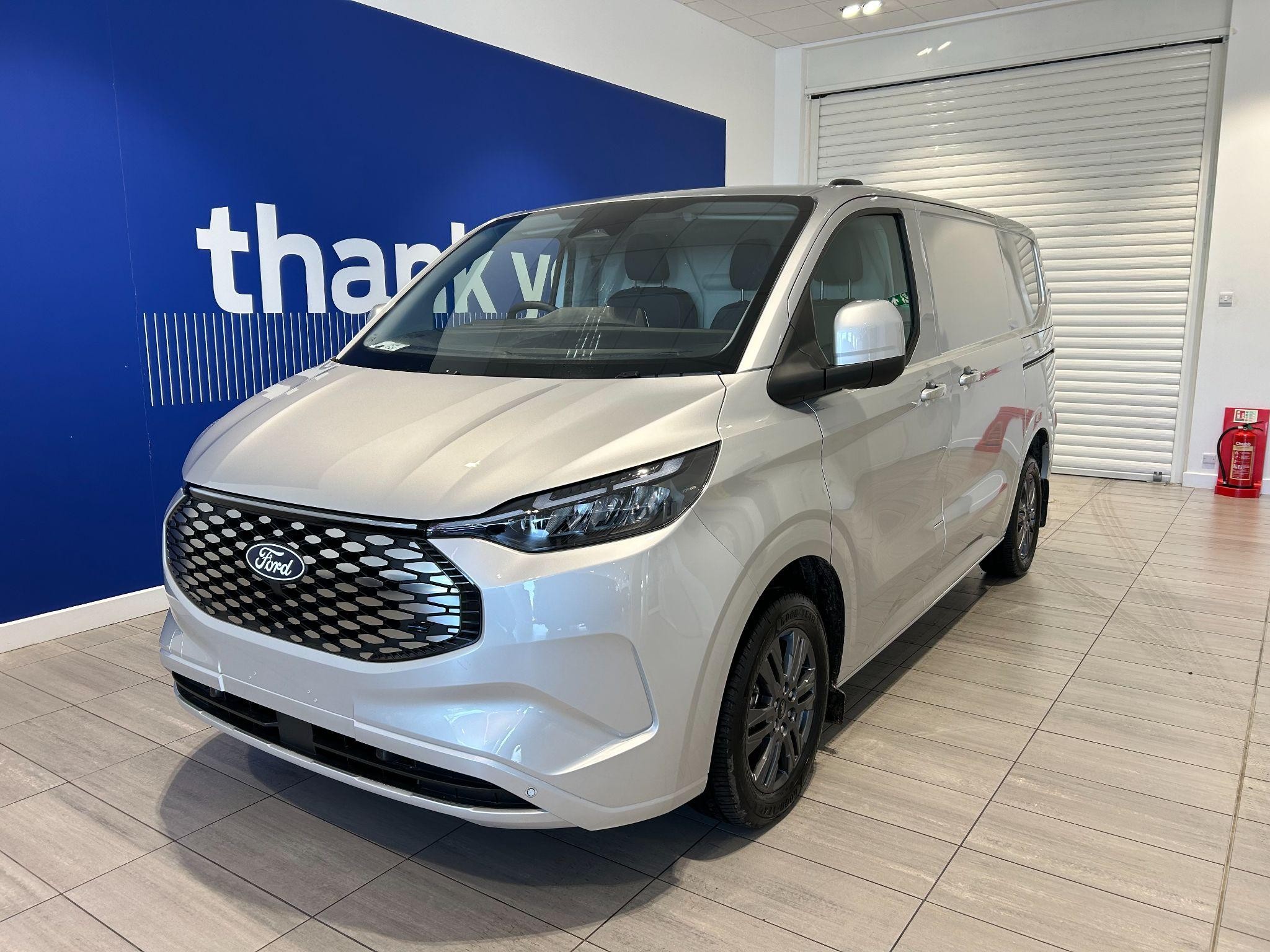Ford E-Transit Custom Image 1