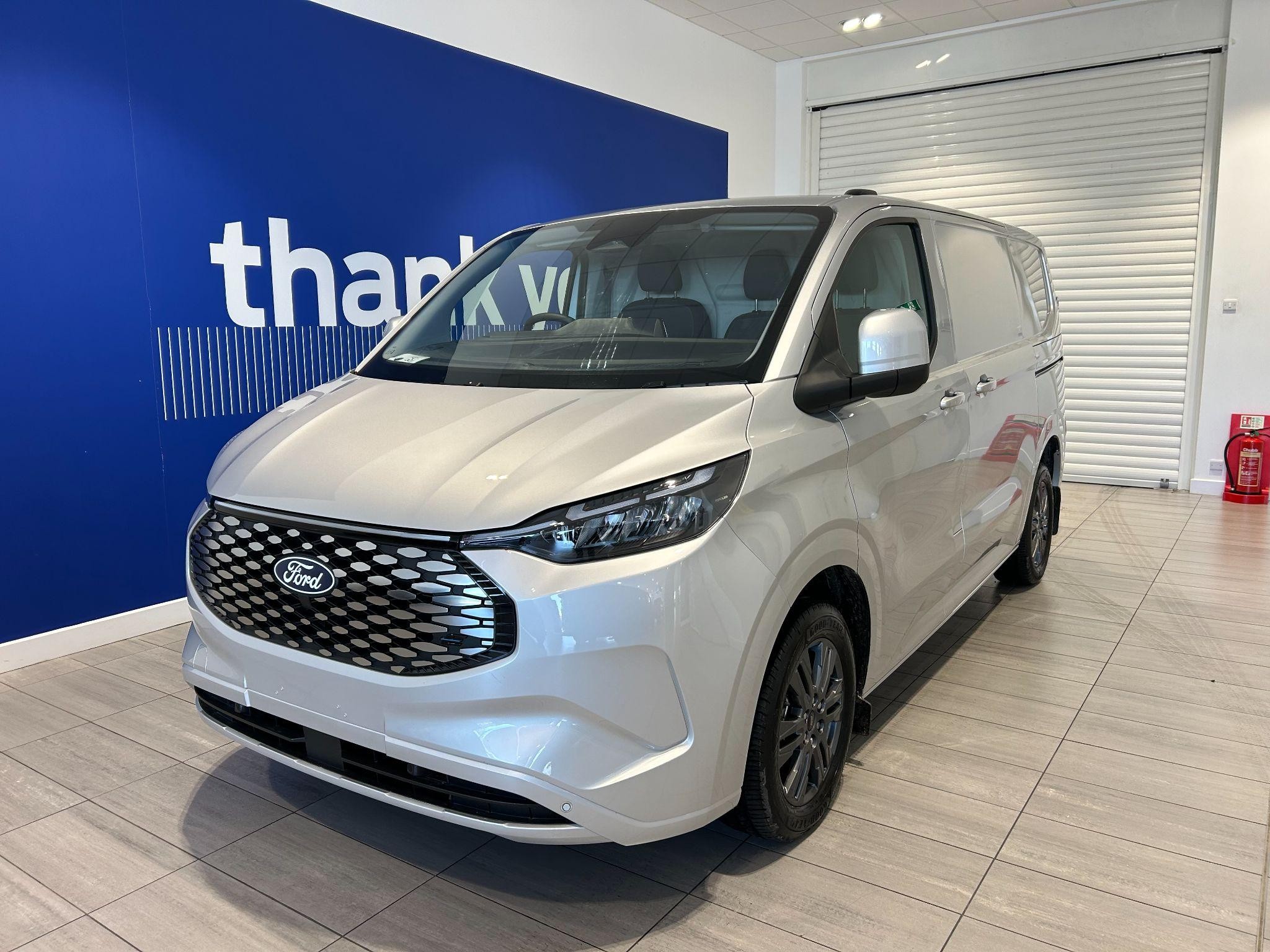 Ford E-Transit Custom Image 2
