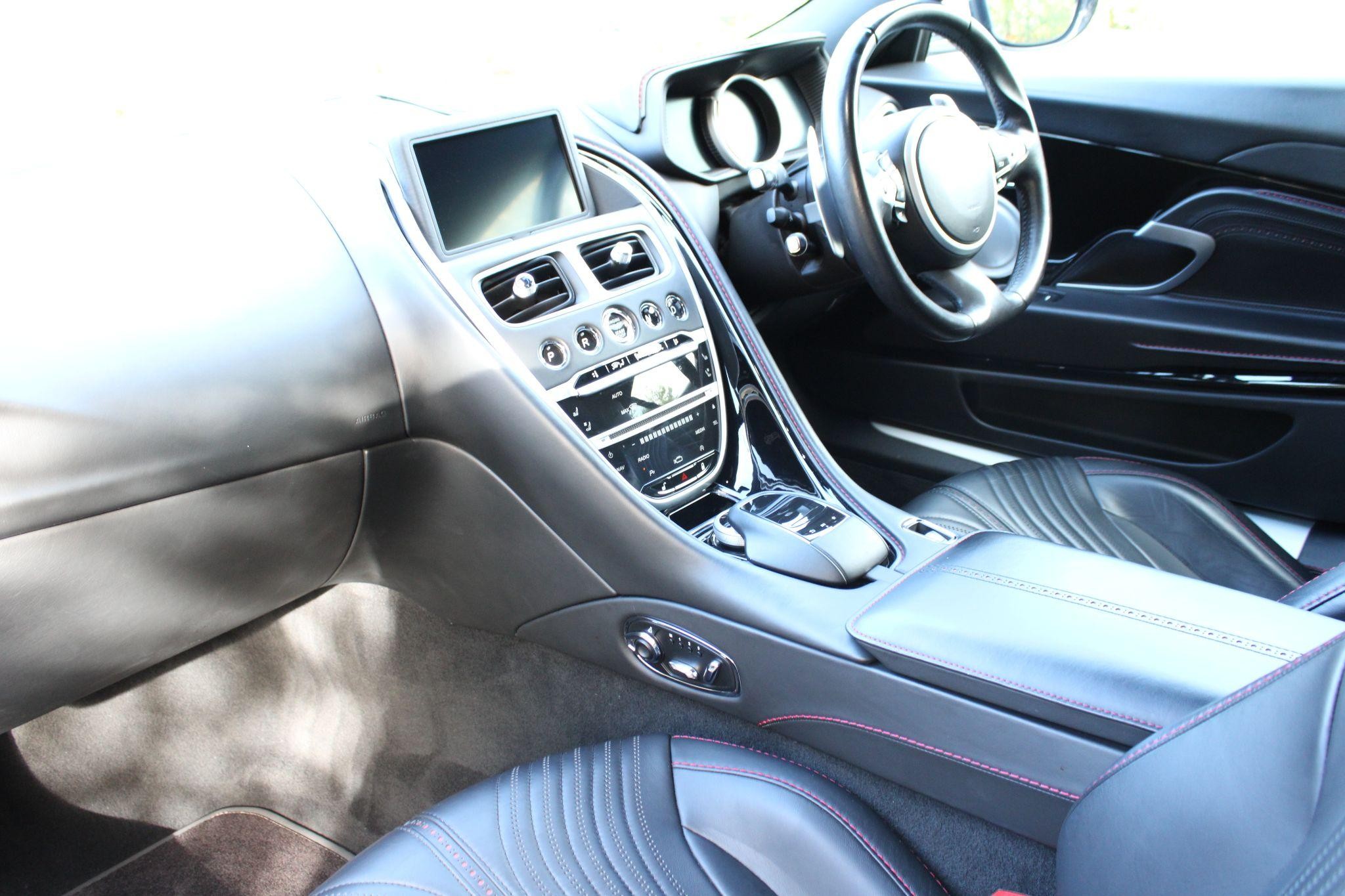 Aston Martin DB11 Image 8