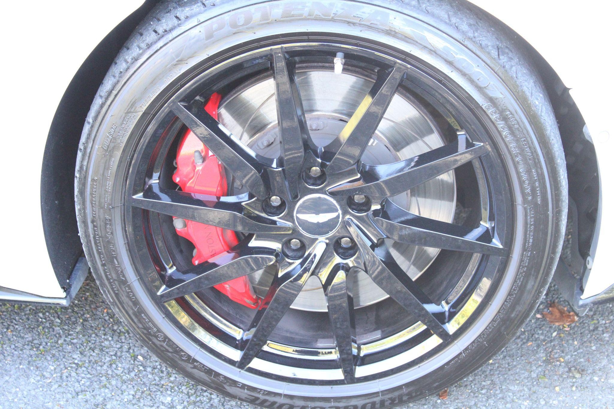 Aston Martin DB11 Image 16