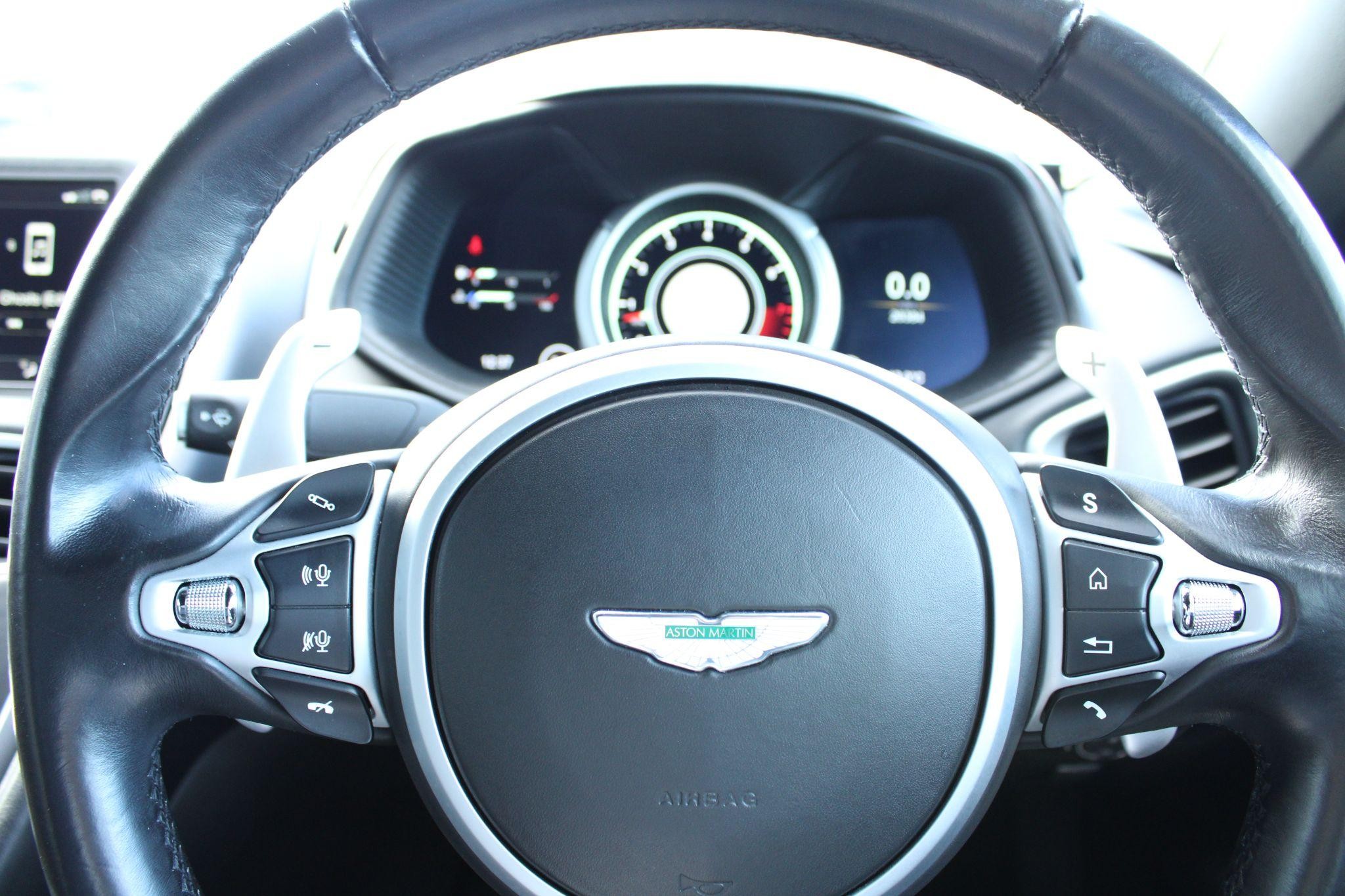 Aston Martin DB11 Image 22