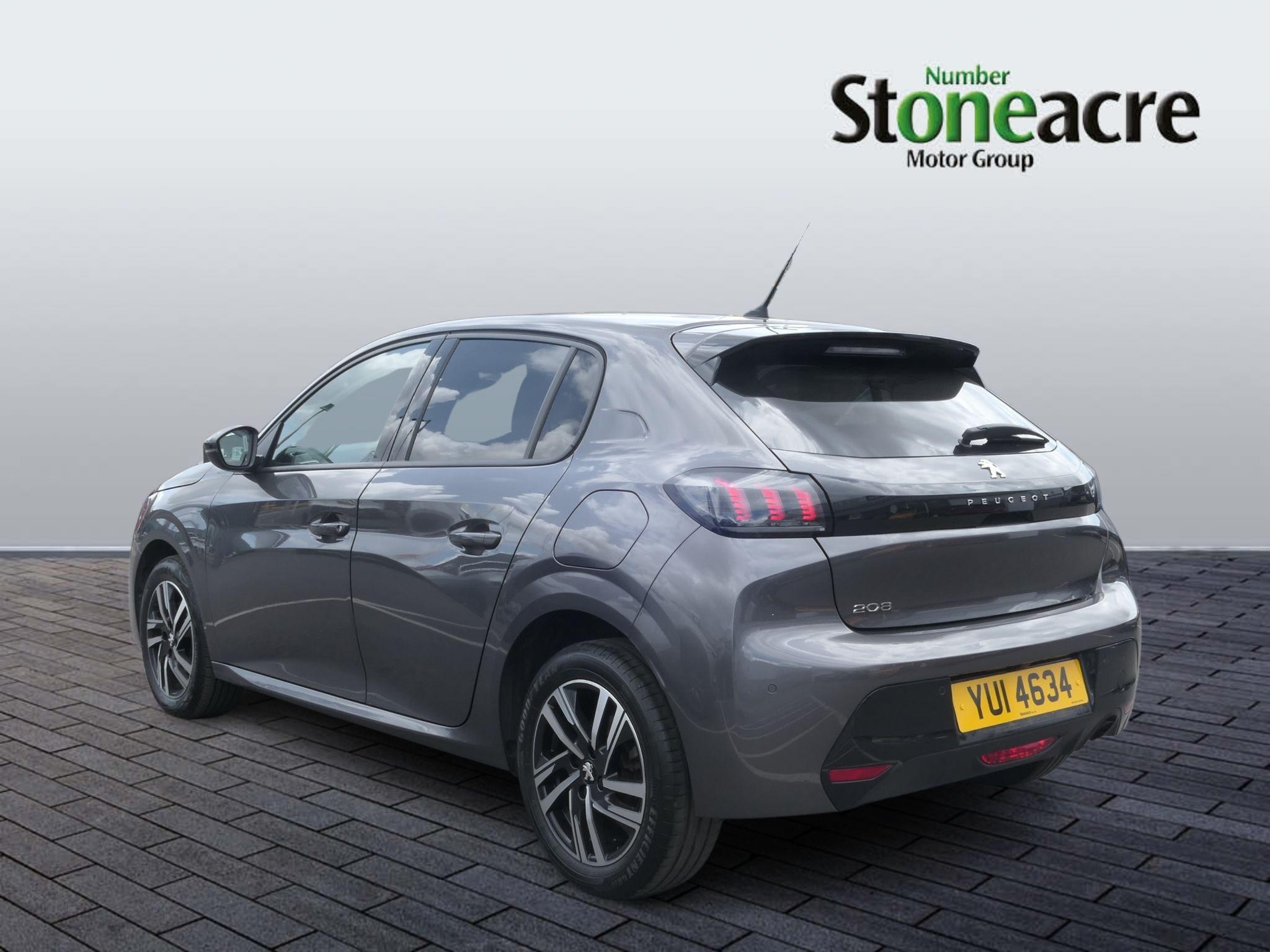 Peugeot 208 Image 4