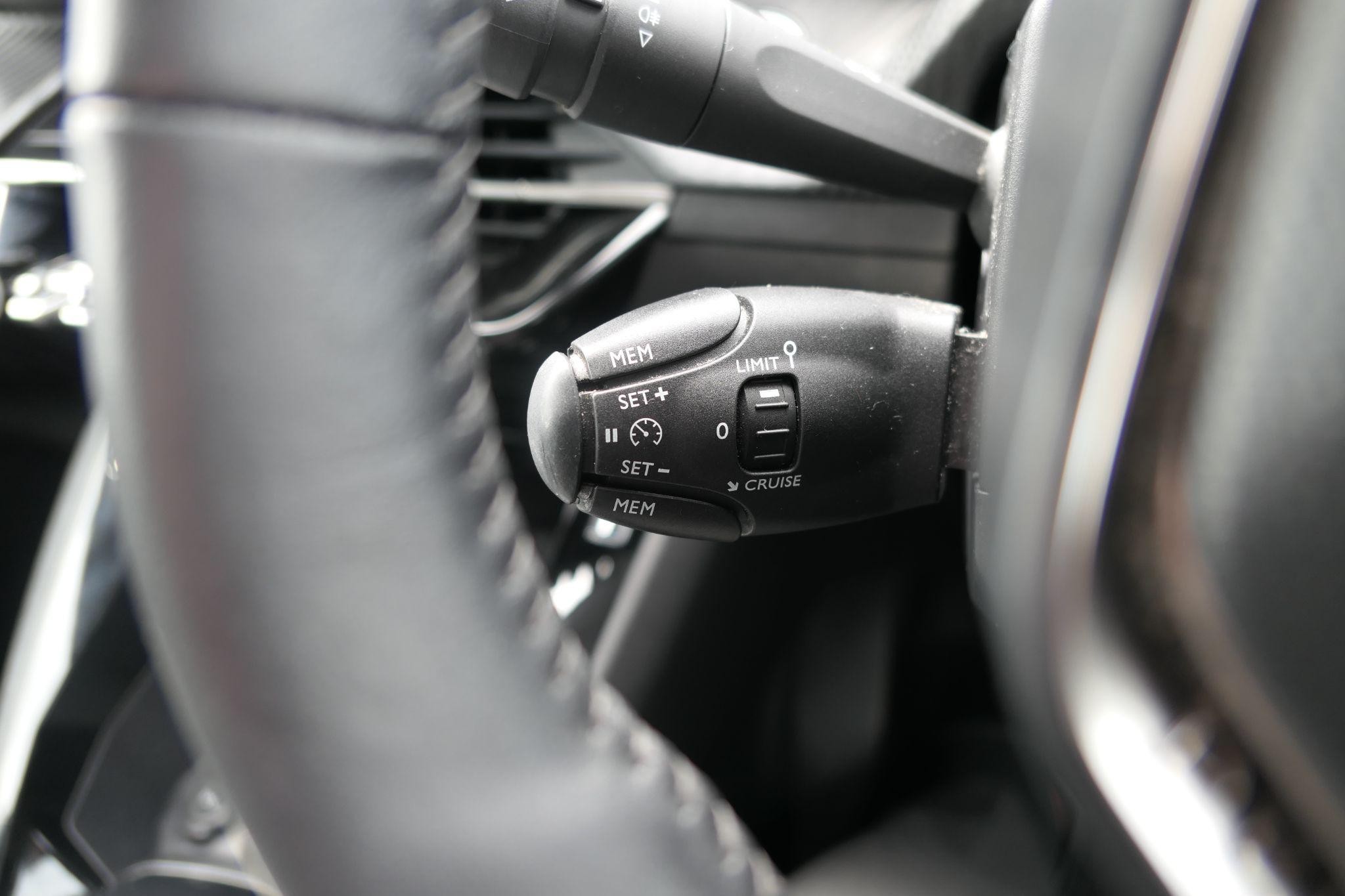 Peugeot 208 Image 19