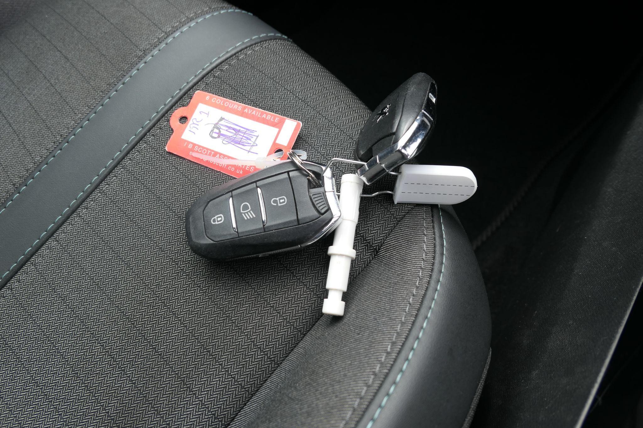 Peugeot 208 Image 20