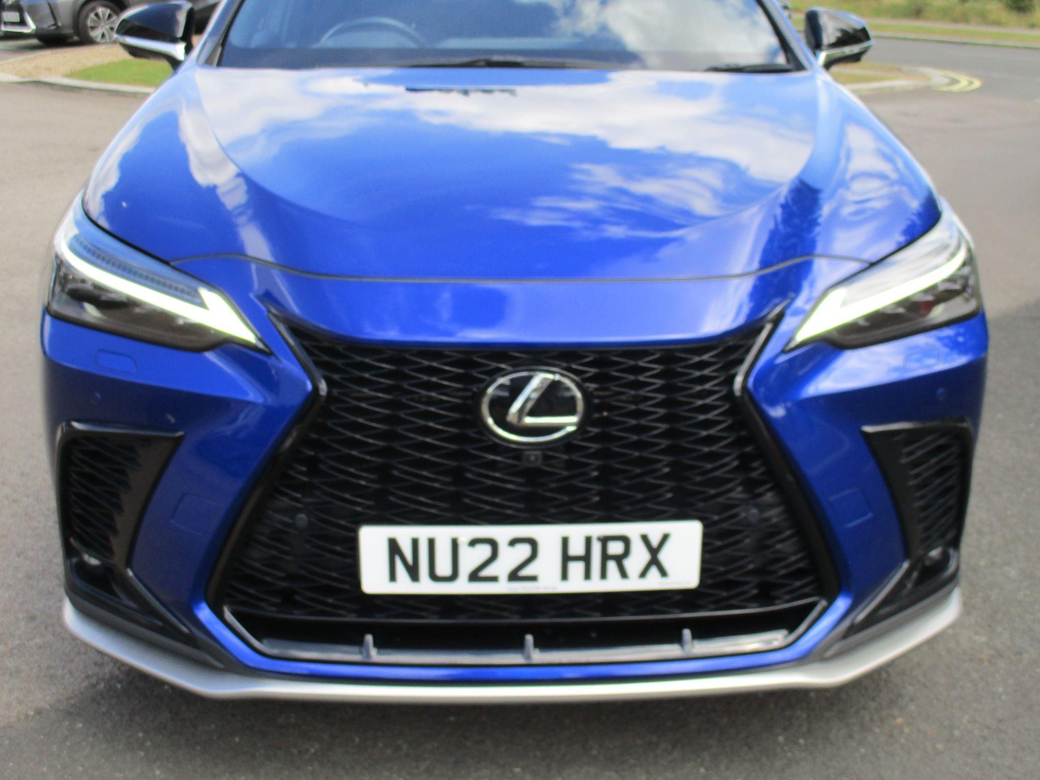 Lexus NX Self-Charging Hybrid Image 16