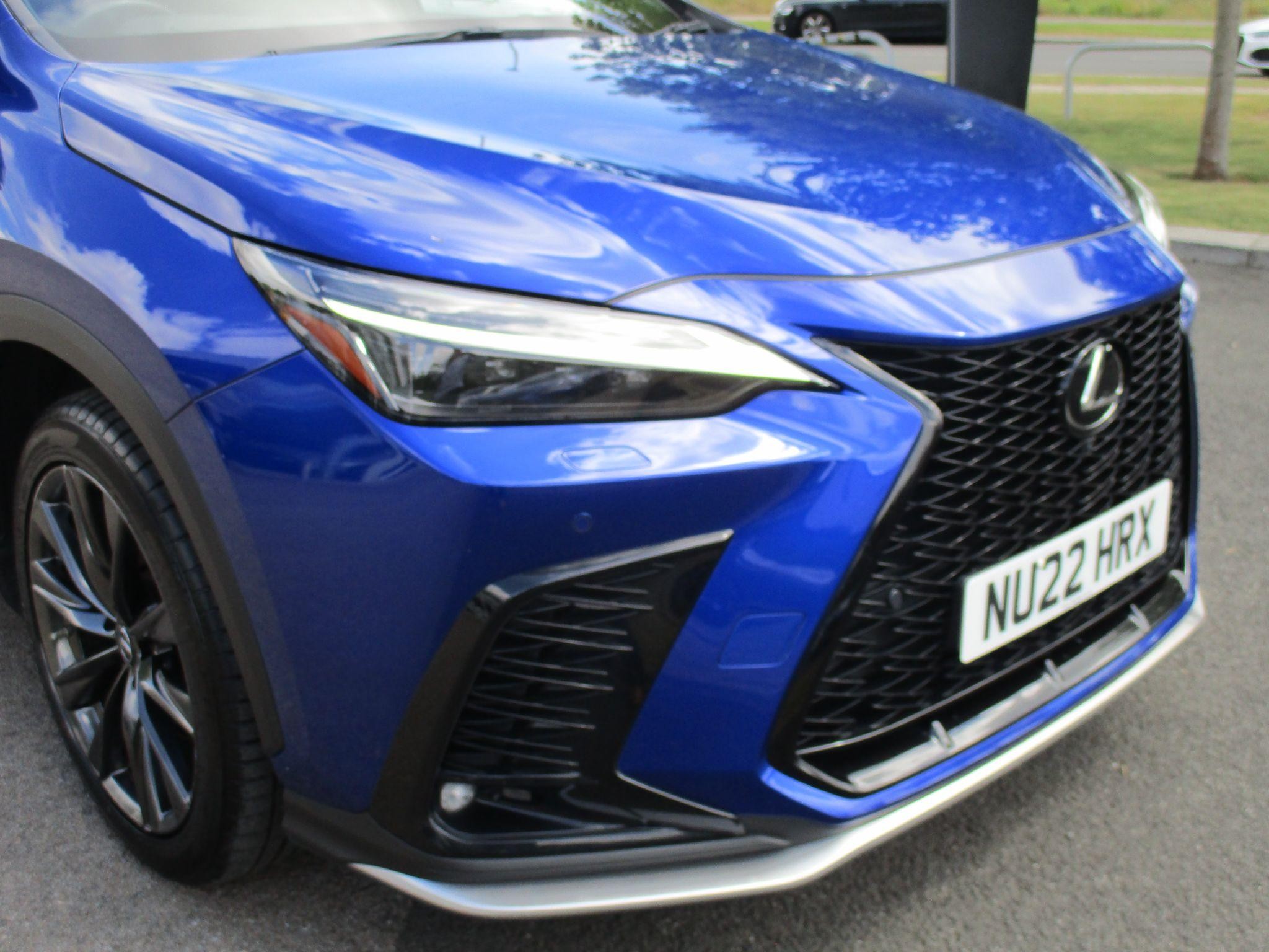 Lexus NX Self-Charging Hybrid Image 18