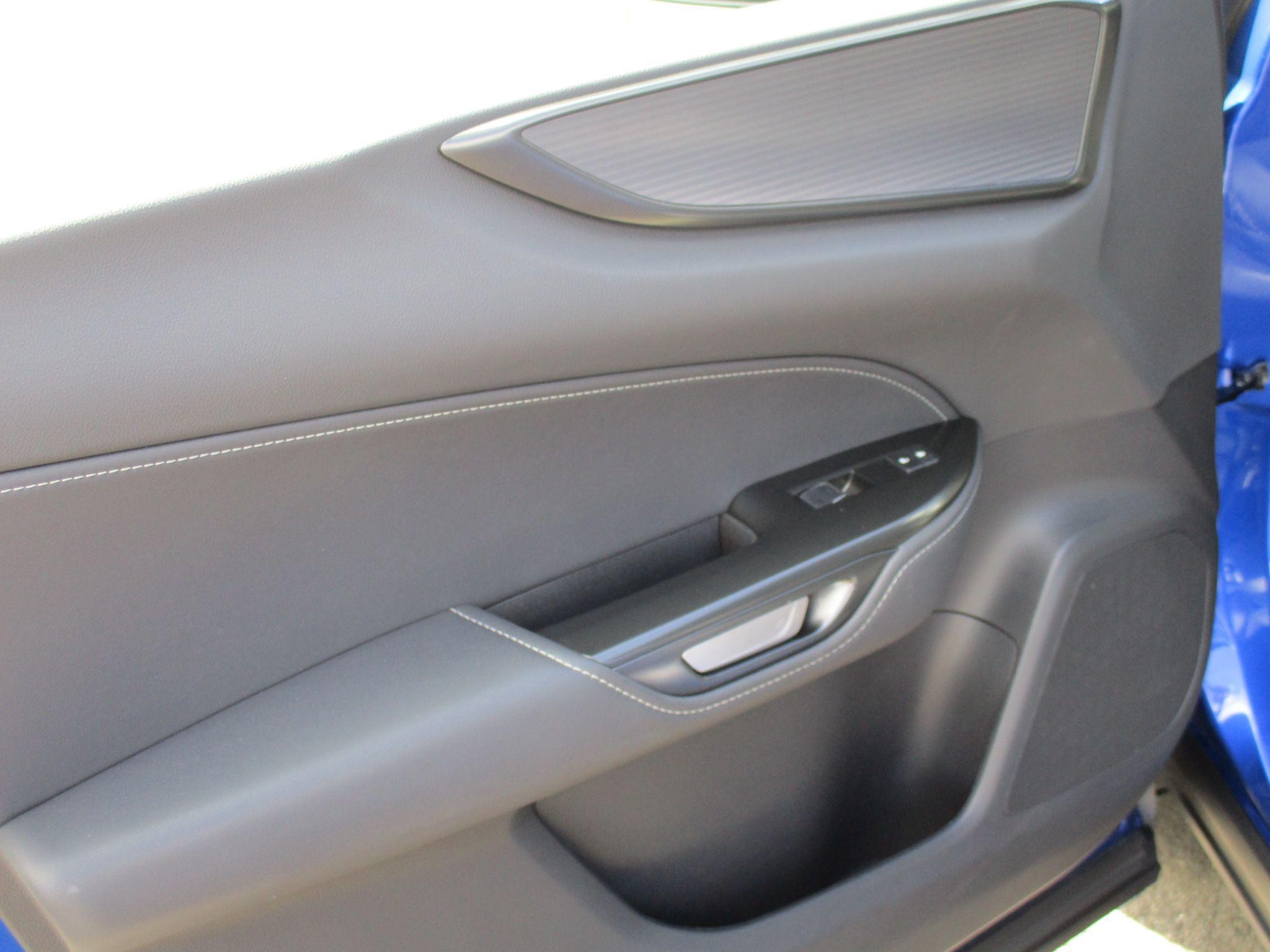 Lexus NX Self-Charging Hybrid Image 30