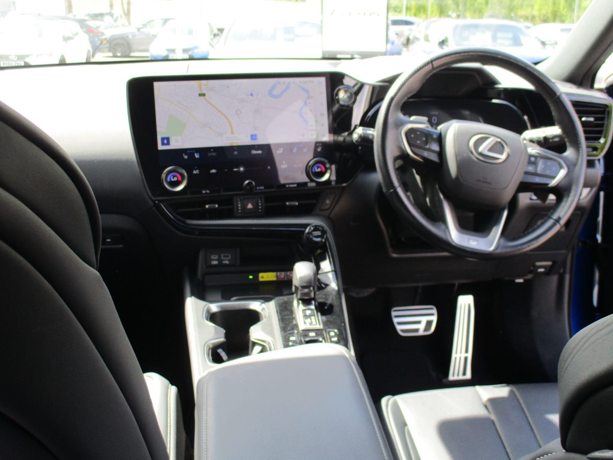 Lexus NX Self-Charging Hybrid Image 35