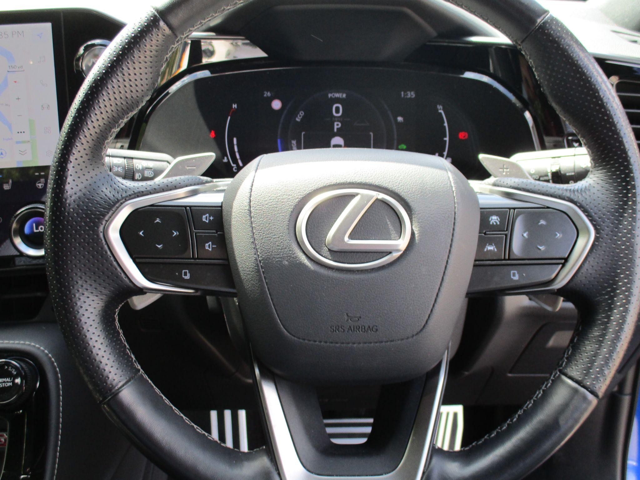 Lexus NX Self-Charging Hybrid Image 42