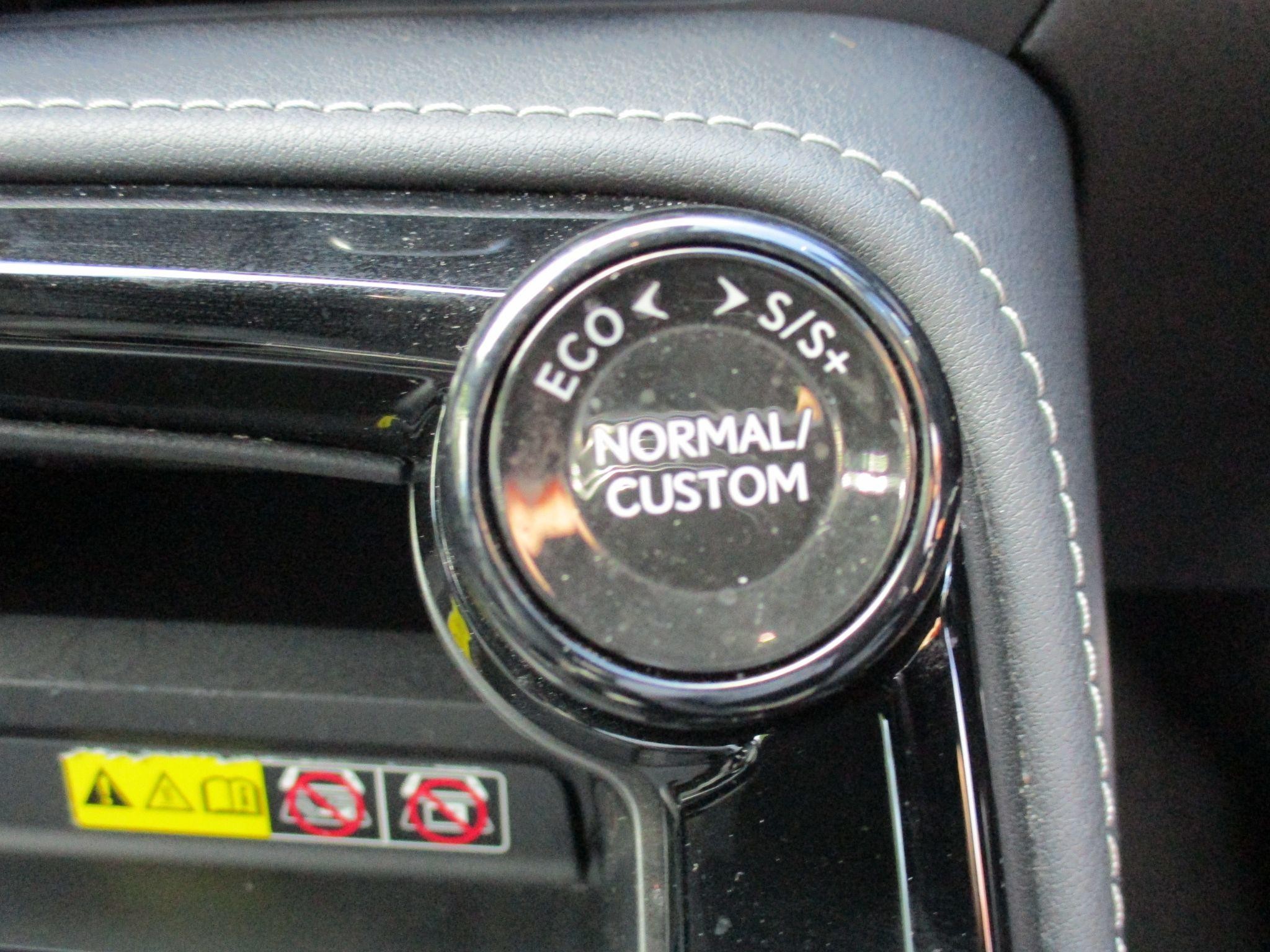 Lexus NX Self-Charging Hybrid Image 59