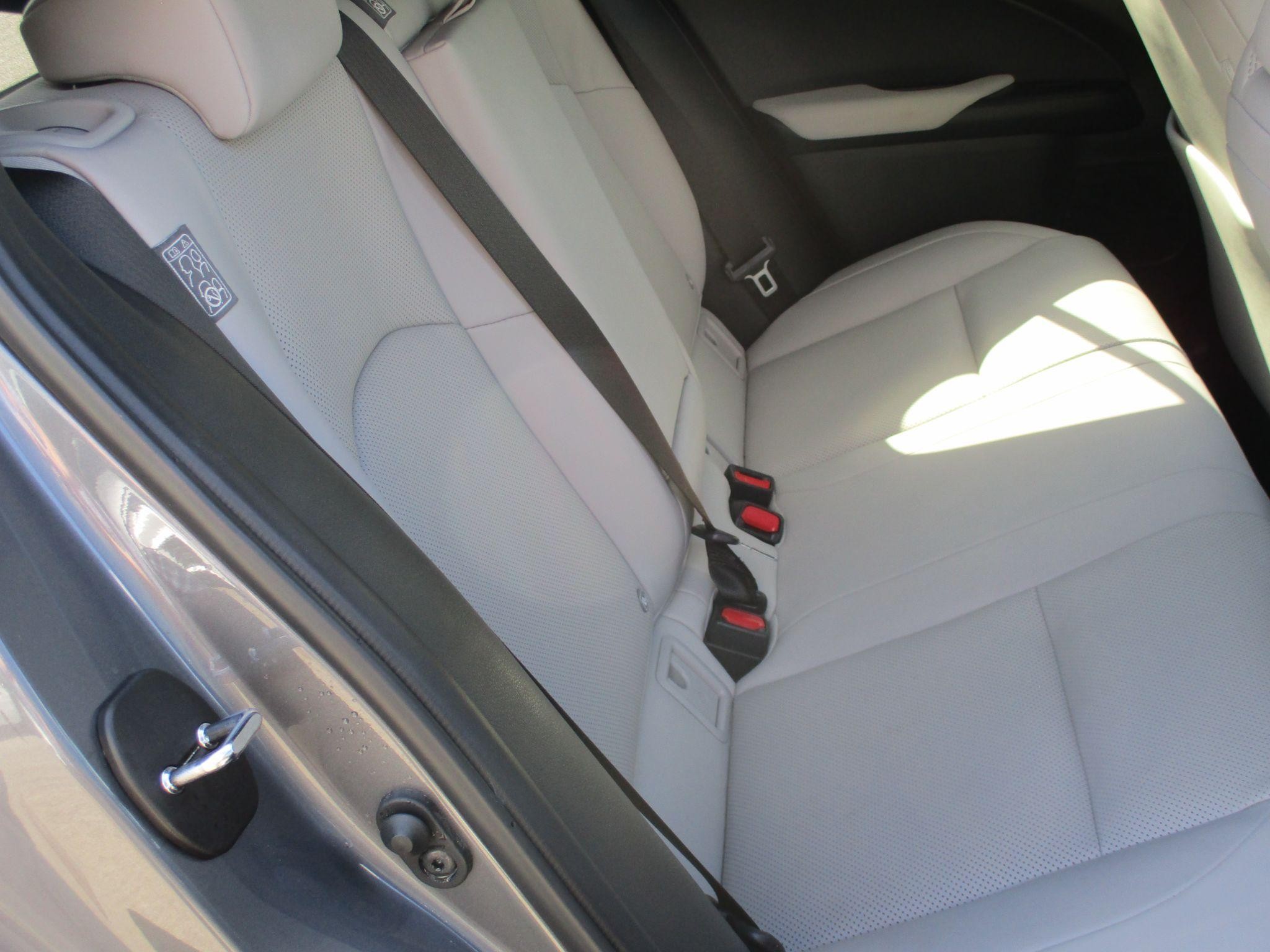Lexus UX Image 21
