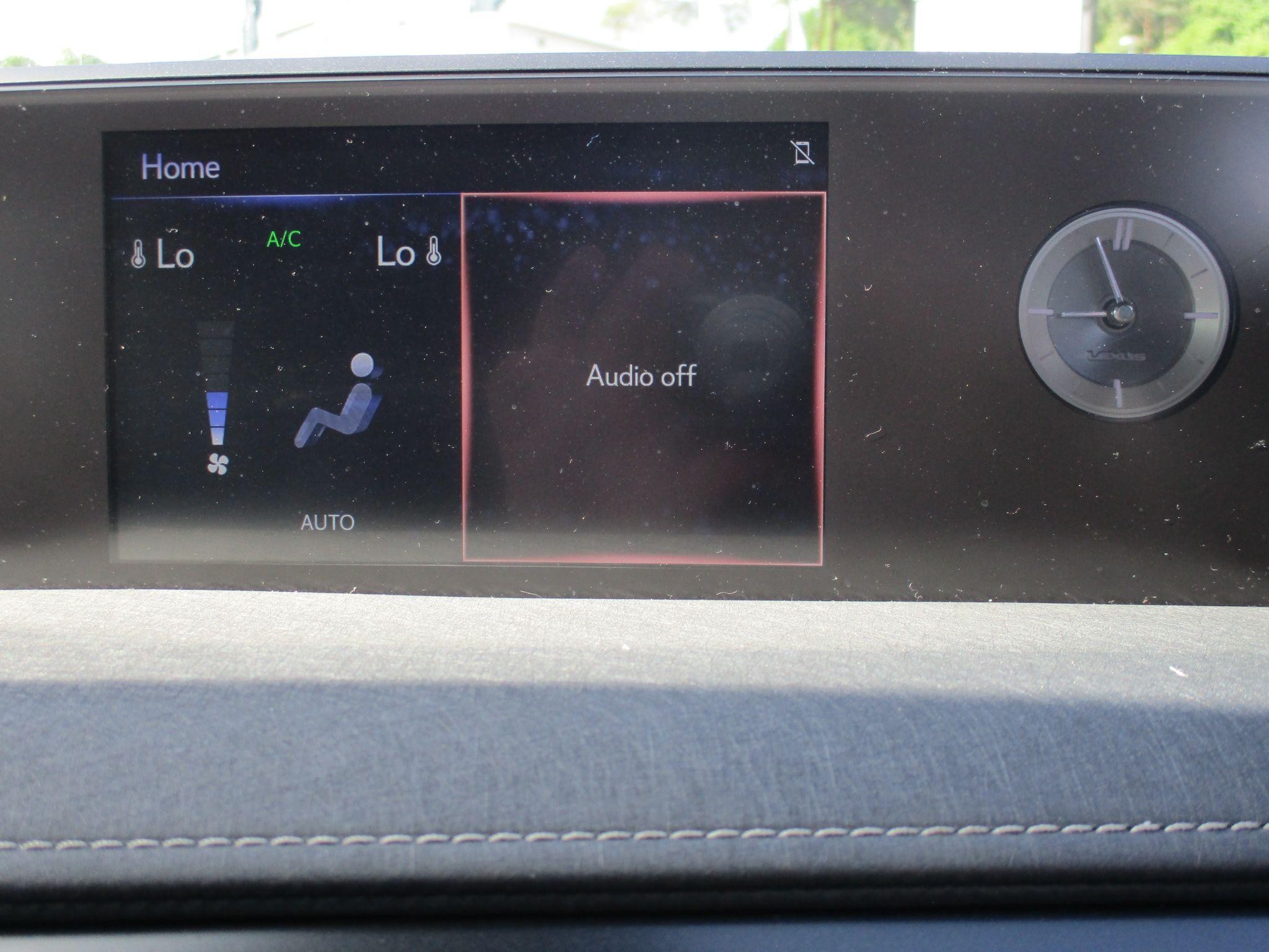 Lexus UX Image 31
