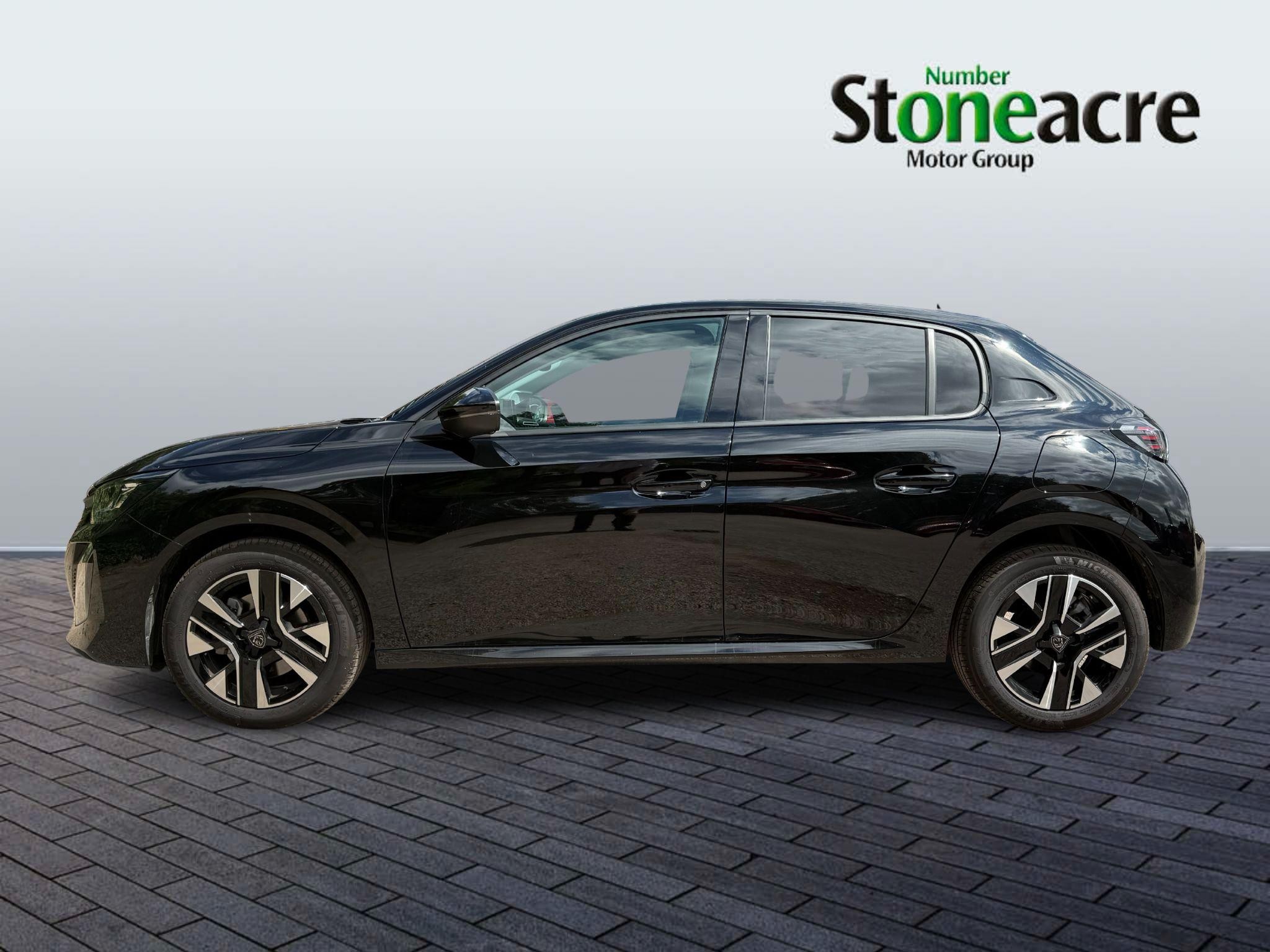 Peugeot 208 Image 4