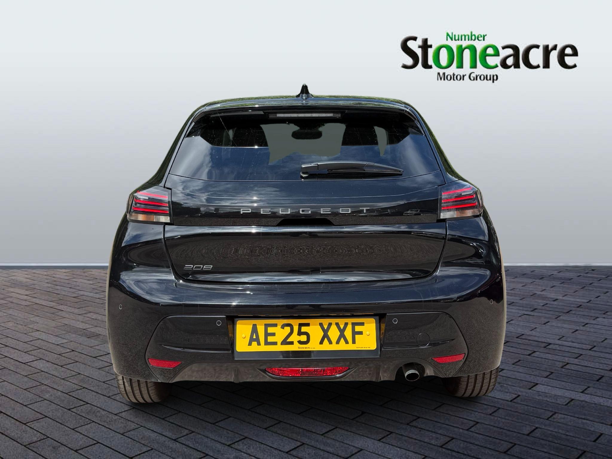 Peugeot 208 Image 6