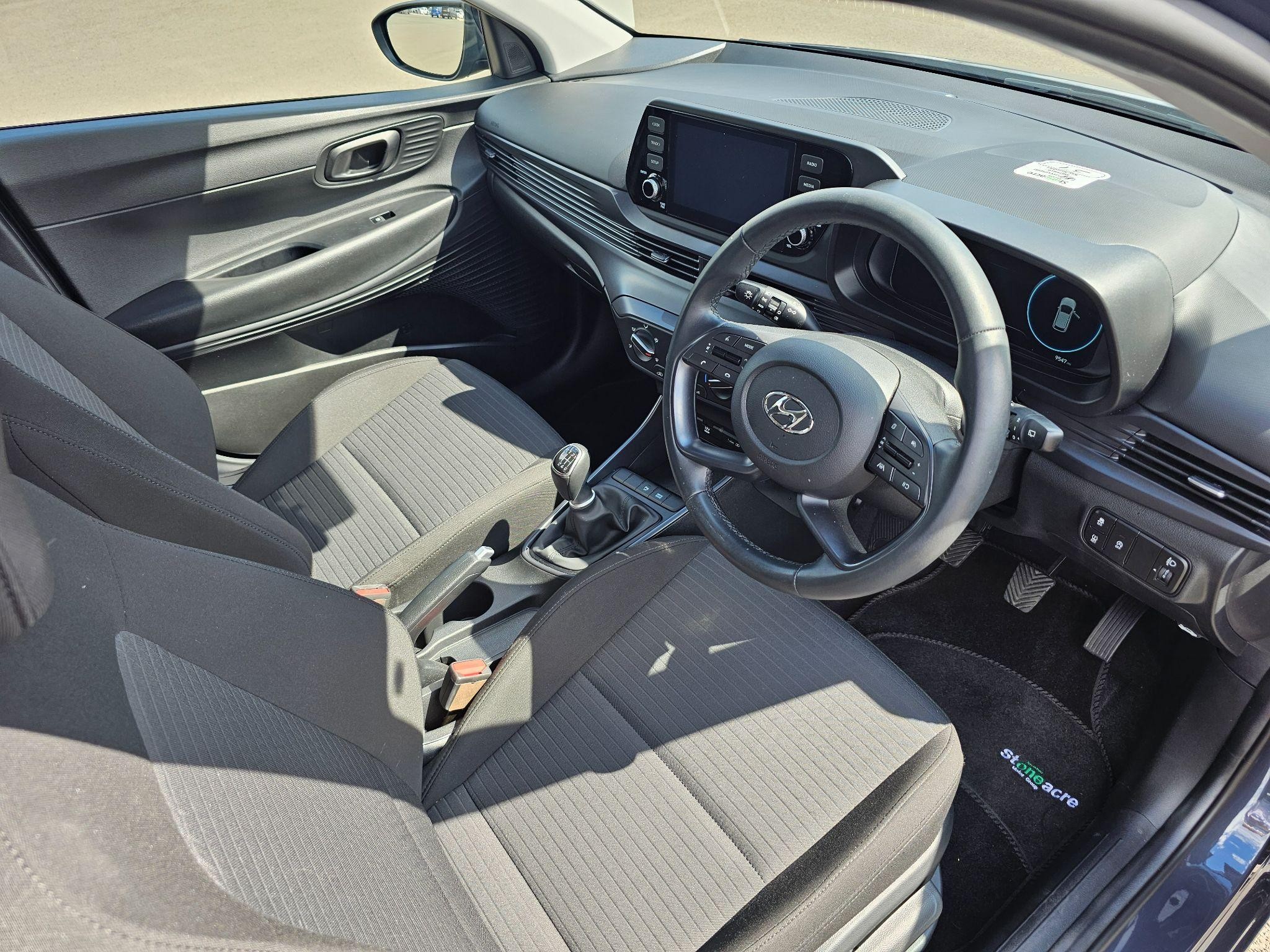 Hyundai i20 Image 12