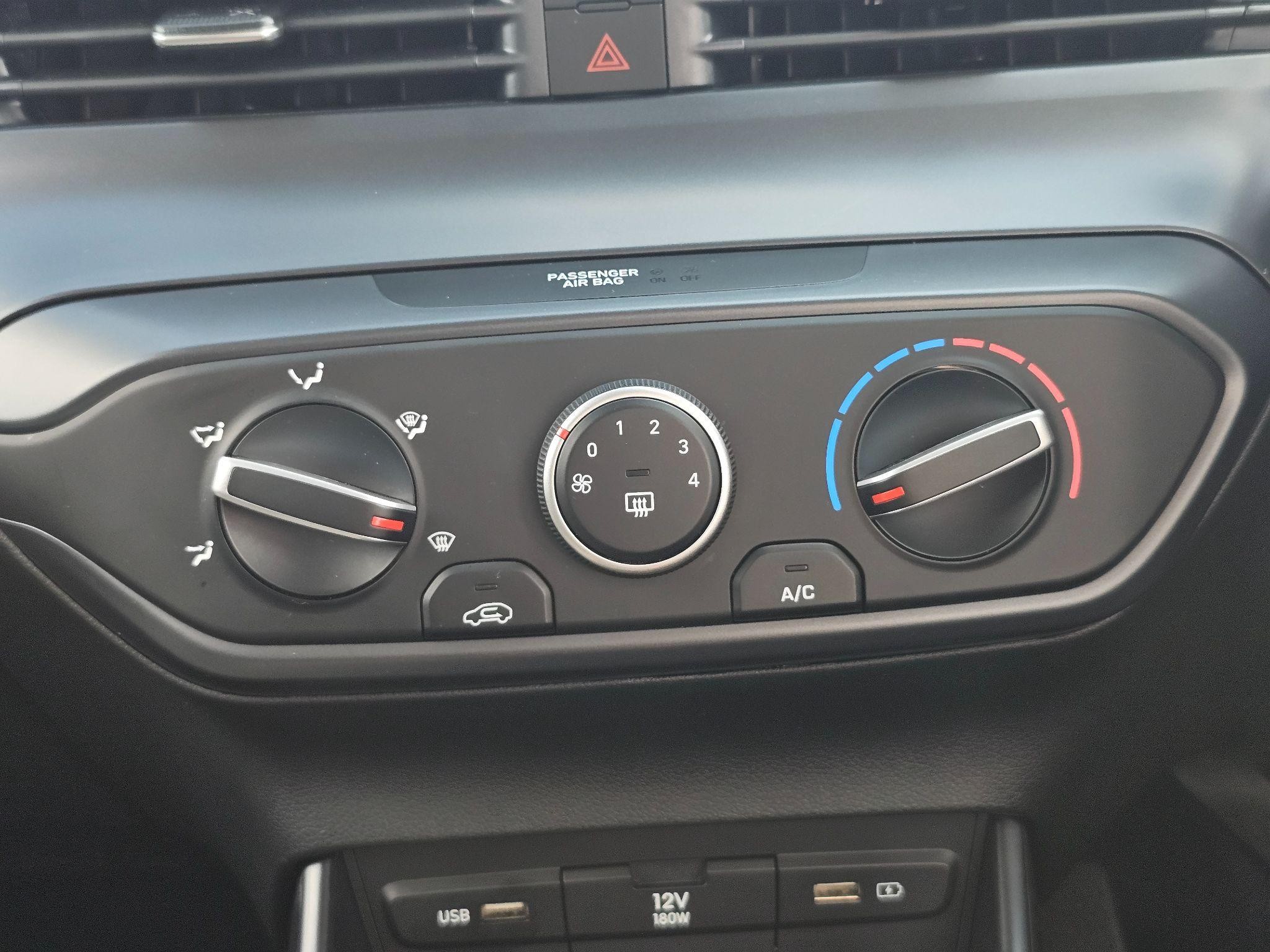 Hyundai i20 Image 21
