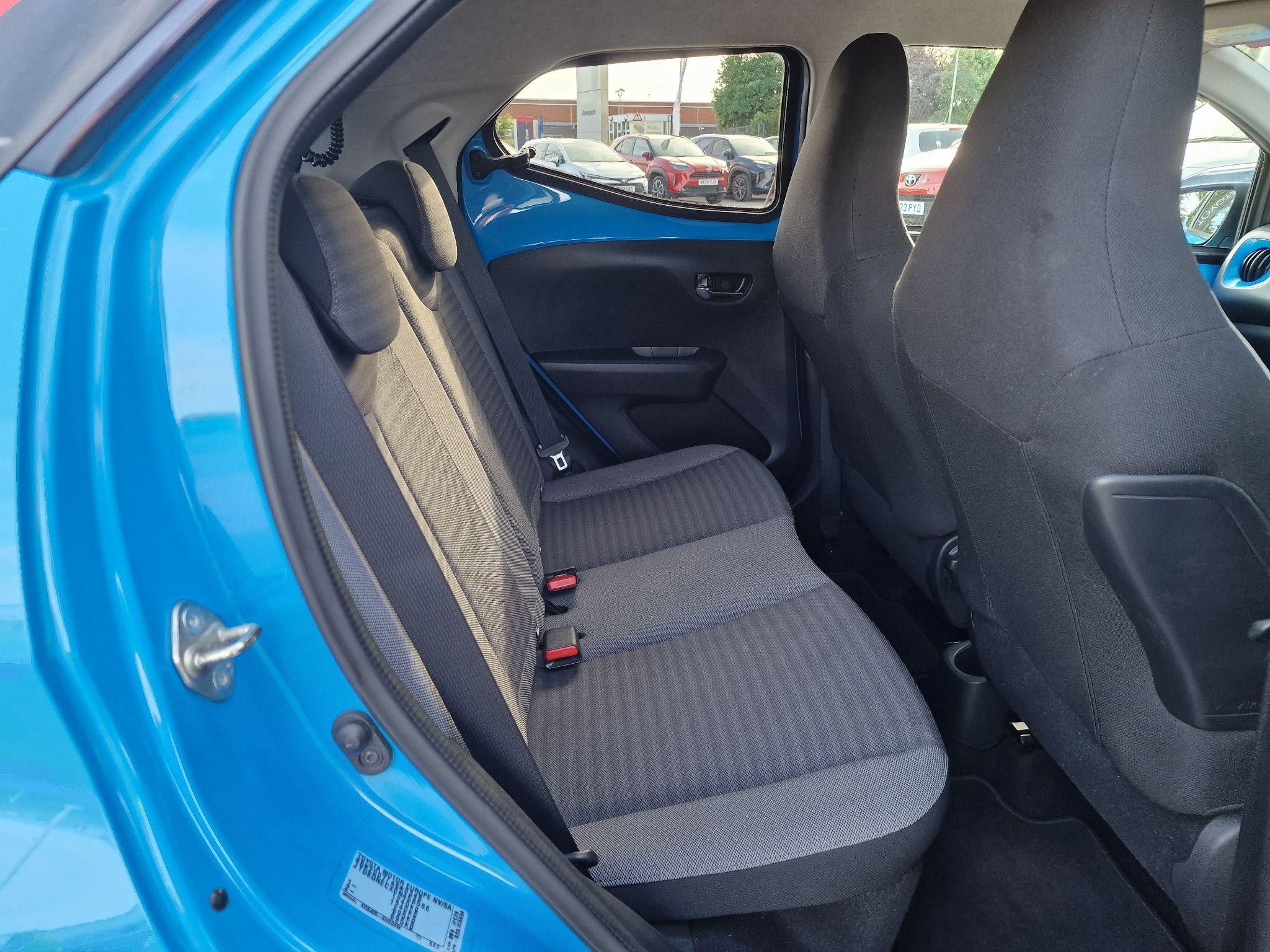 Toyota Aygo Image 15