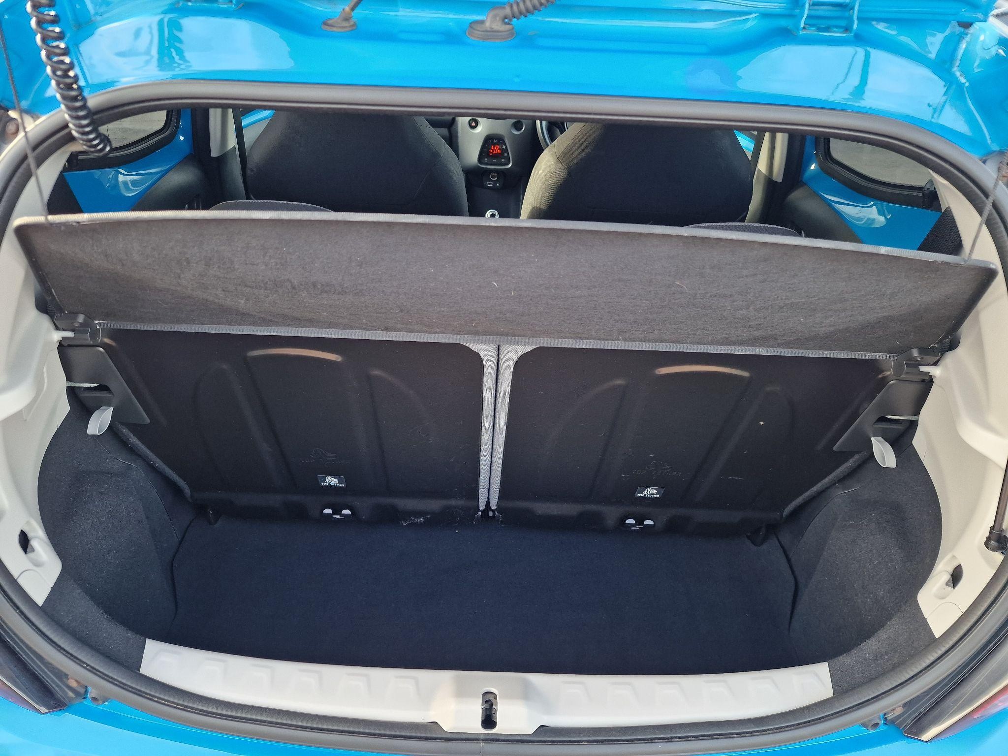 Toyota Aygo Image 16