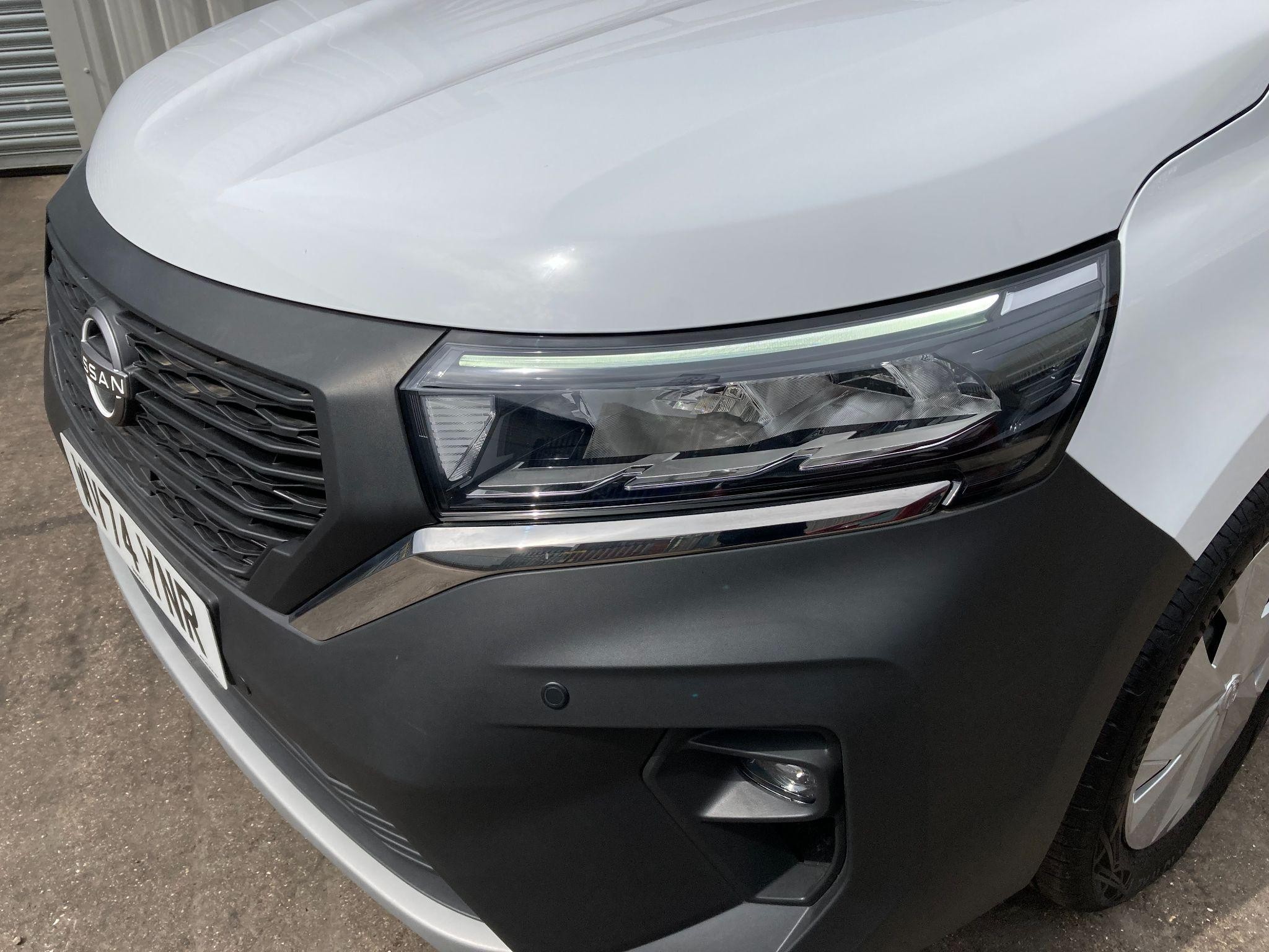 Nissan Townstar Image 12