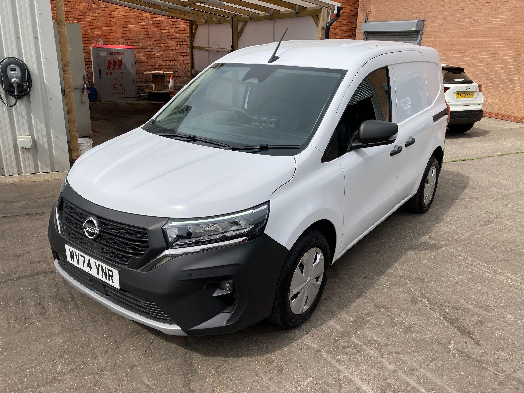 Nissan Townstar Image 14