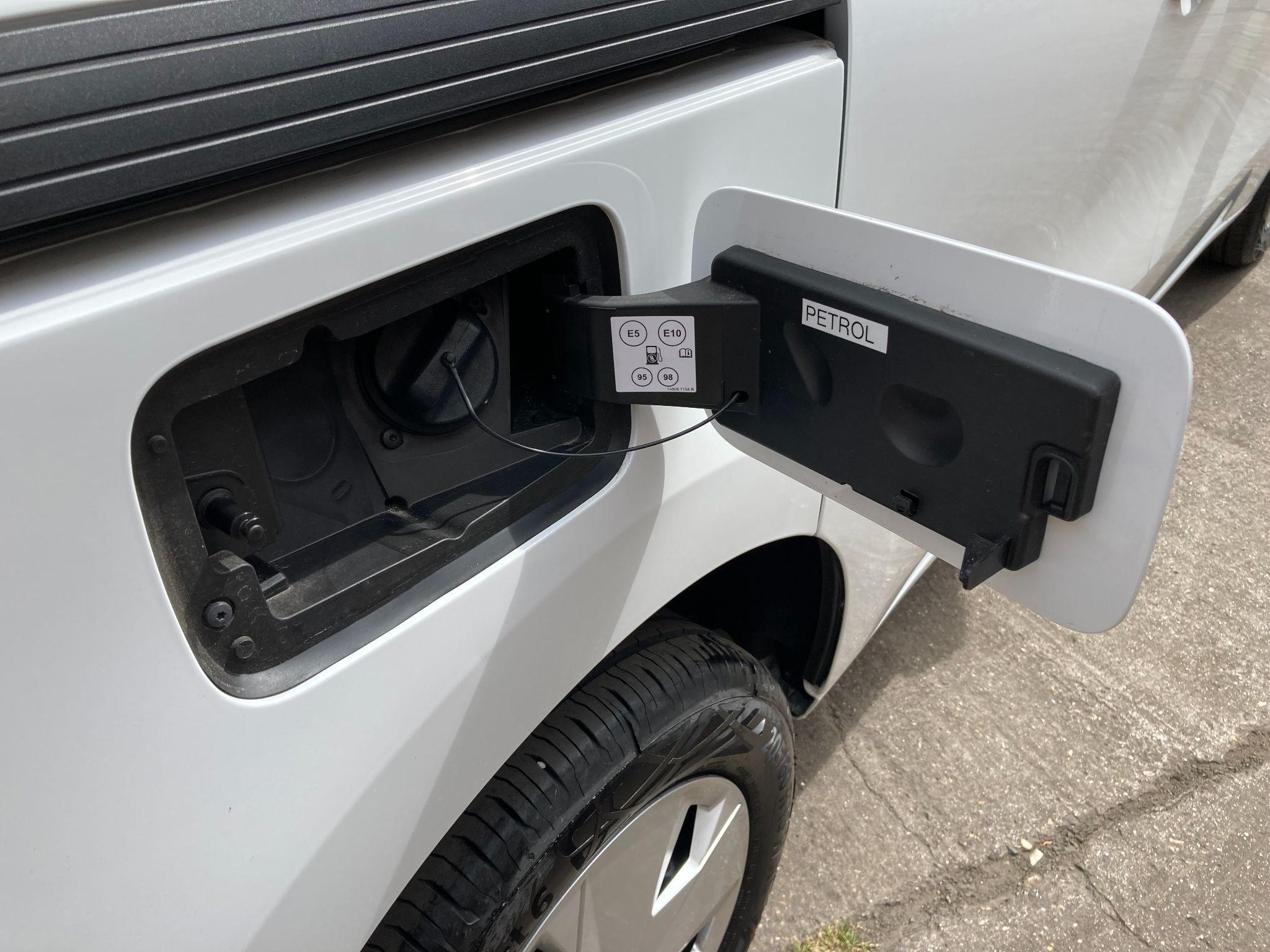 Nissan Townstar Image 20