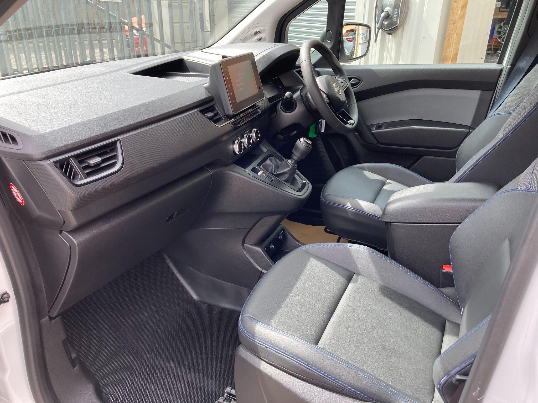 Nissan Townstar Image 26