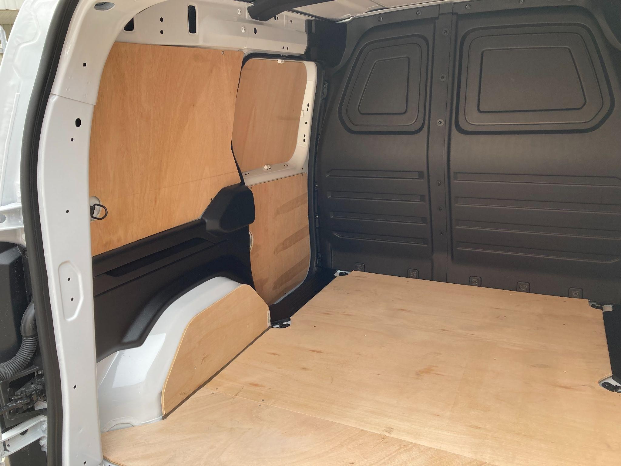 Nissan Townstar Image 33